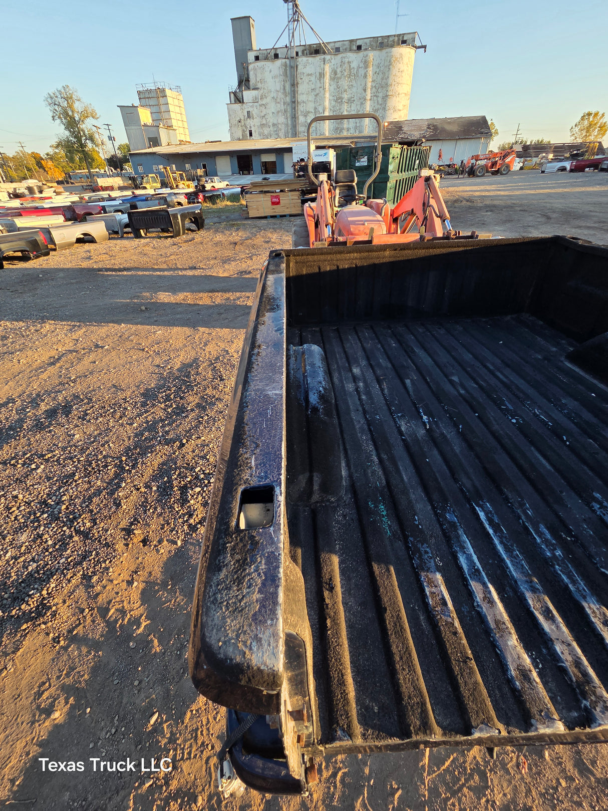 1999-2007 Chevrolet Silverado / GMC Sierra 6' 6" Short Truck Bed