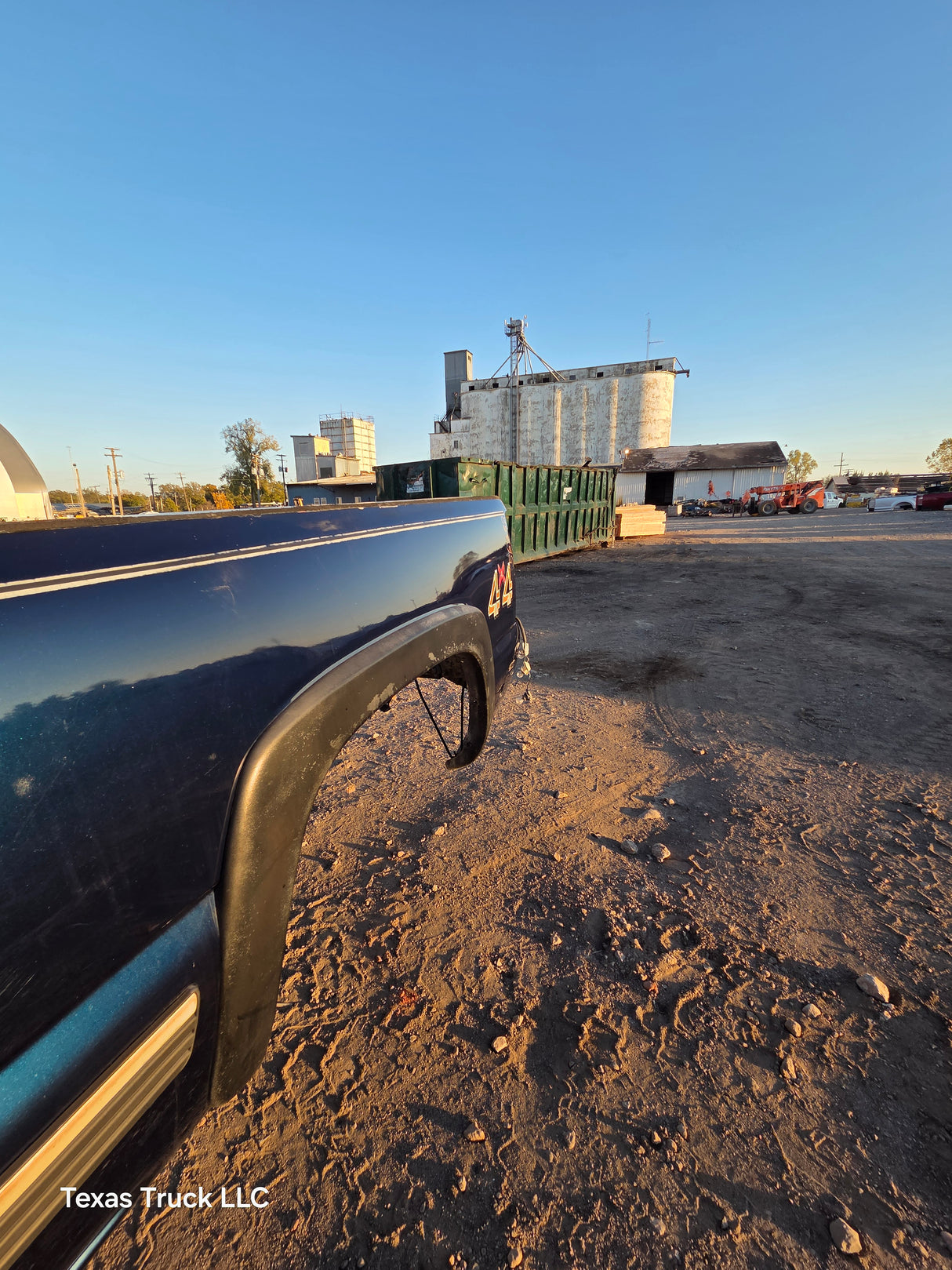 1999-2007 Chevrolet Silverado / GMC Sierra 6' 6" Short Truck Bed