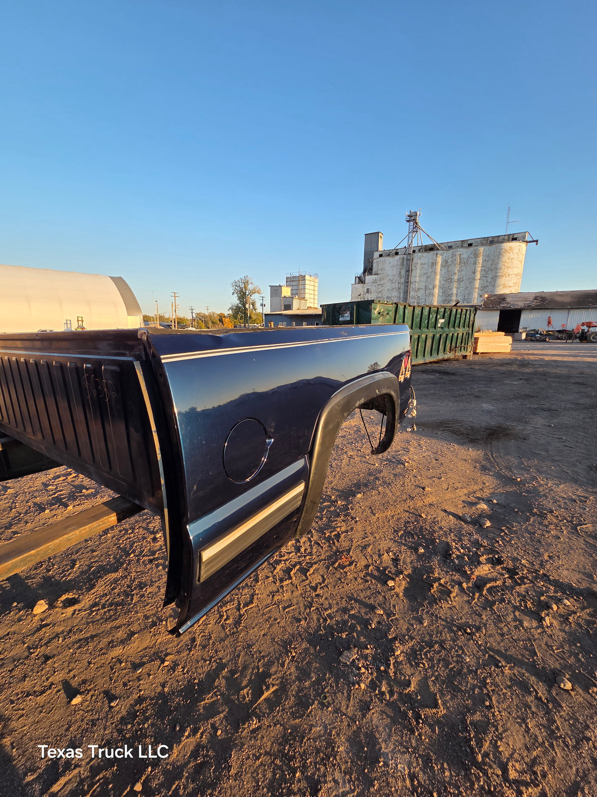 1999-2007 Chevrolet Silverado / GMC Sierra 6' 6" Short Truck Bed