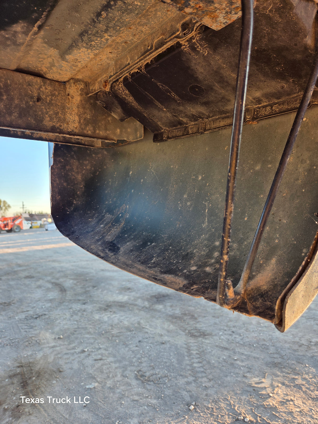 1999-2007 Chevrolet Silverado / GMC Sierra 6' 6" Short Truck Bed