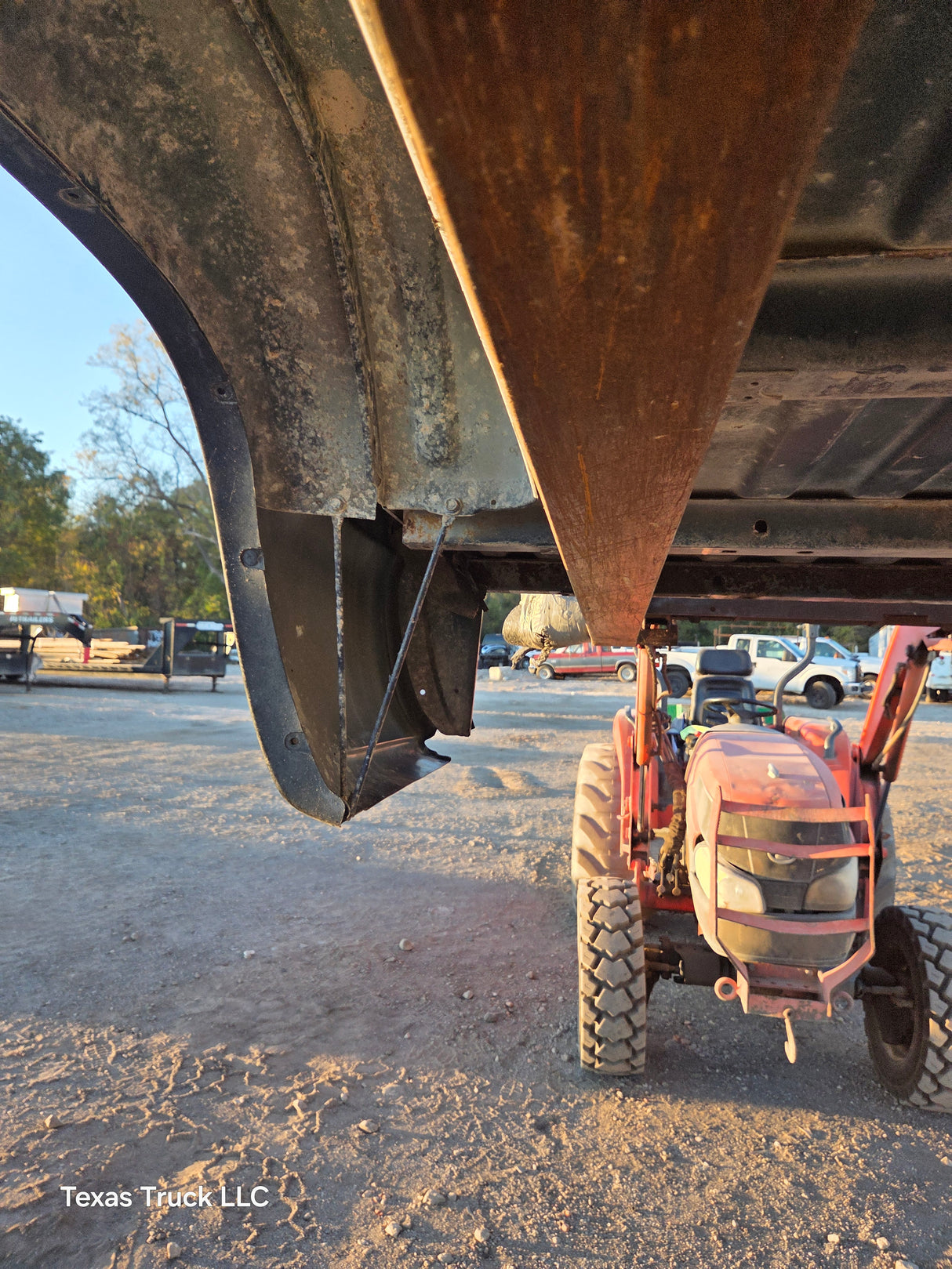 1999-2007 Chevrolet Silverado / GMC Sierra 6' 6" Short Truck Bed