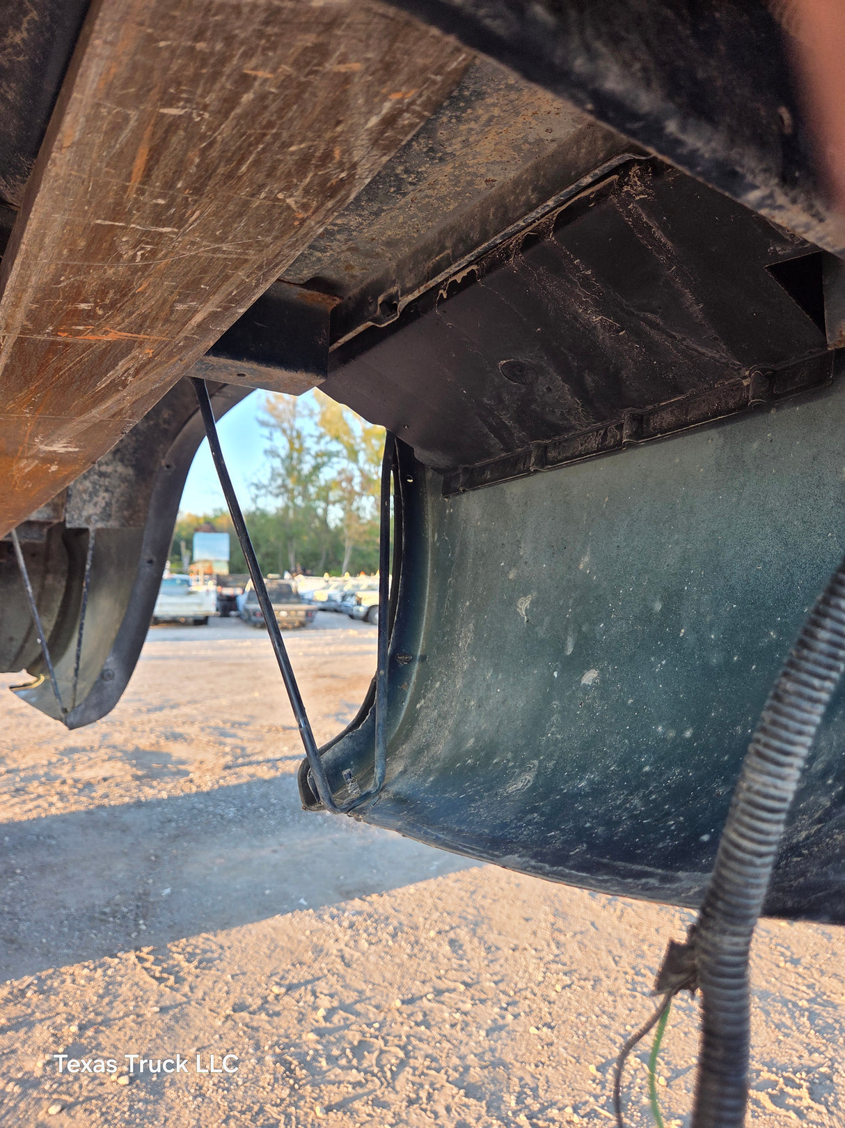 1999-2007 Chevrolet Silverado / GMC Sierra 6' 6" Short Truck Bed