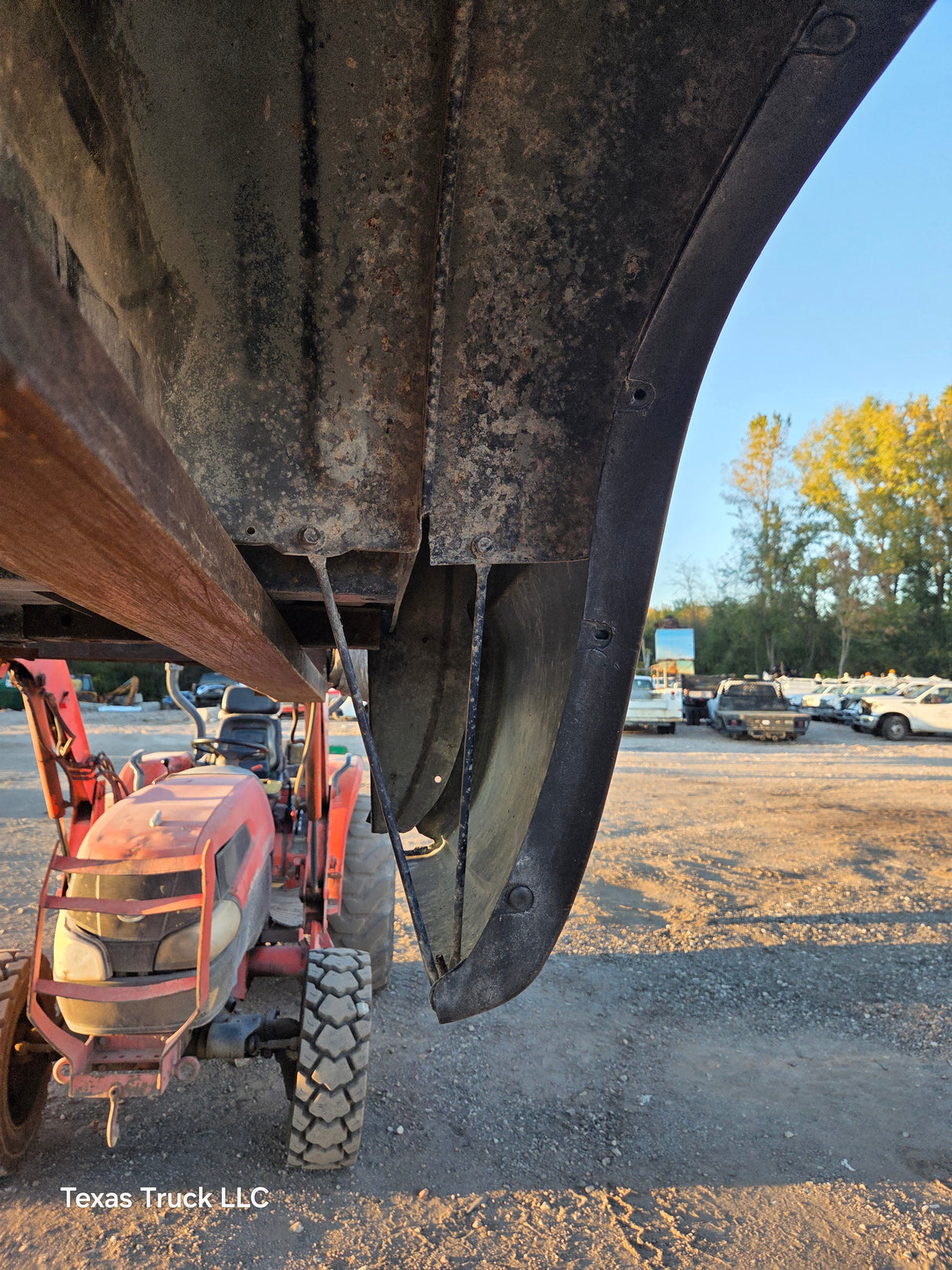 1999-2007 Chevrolet Silverado / GMC Sierra 6' 6" Short Truck Bed