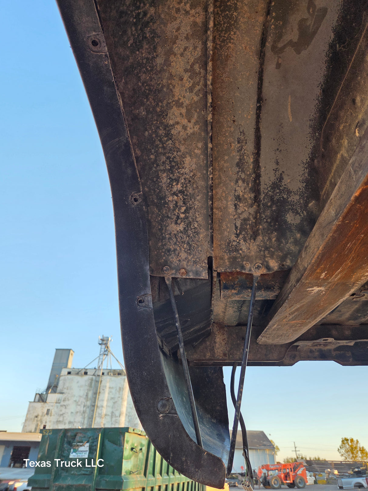 1999-2007 Chevrolet Silverado / GMC Sierra 6' 6" Short Truck Bed