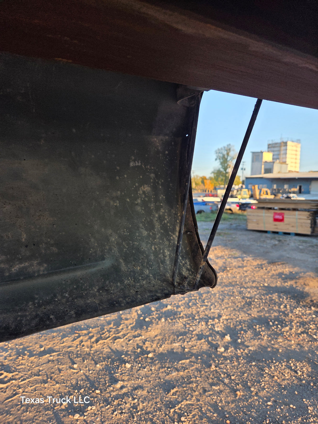 1999-2007 Chevrolet Silverado / GMC Sierra 6' 6" Short Truck Bed