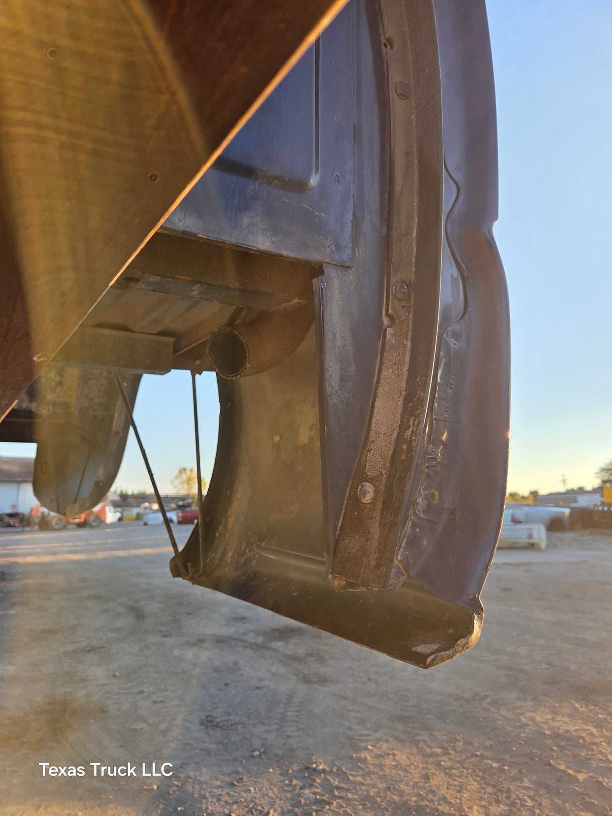 1999-2007 Chevrolet Silverado / GMC Sierra 6' 6" Short Truck Bed