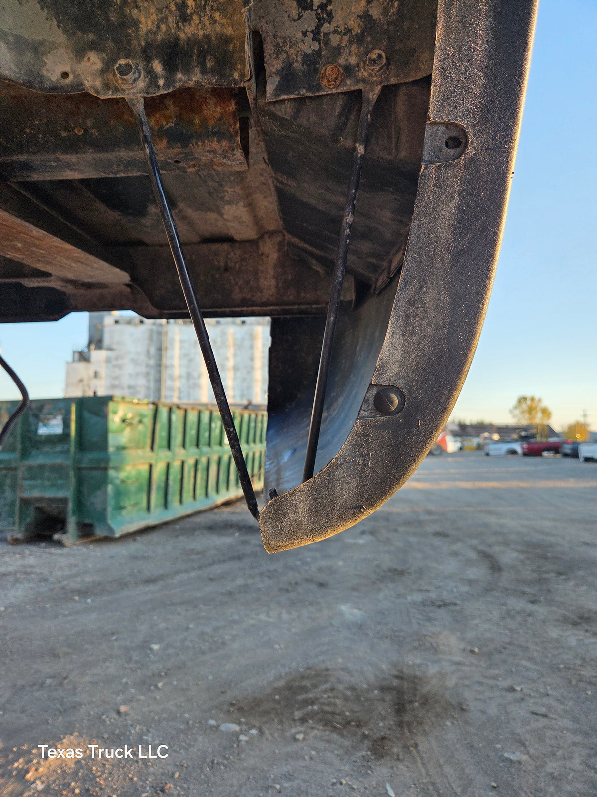 1999-2007 Chevrolet Silverado / GMC Sierra 6' 6" Short Truck Bed