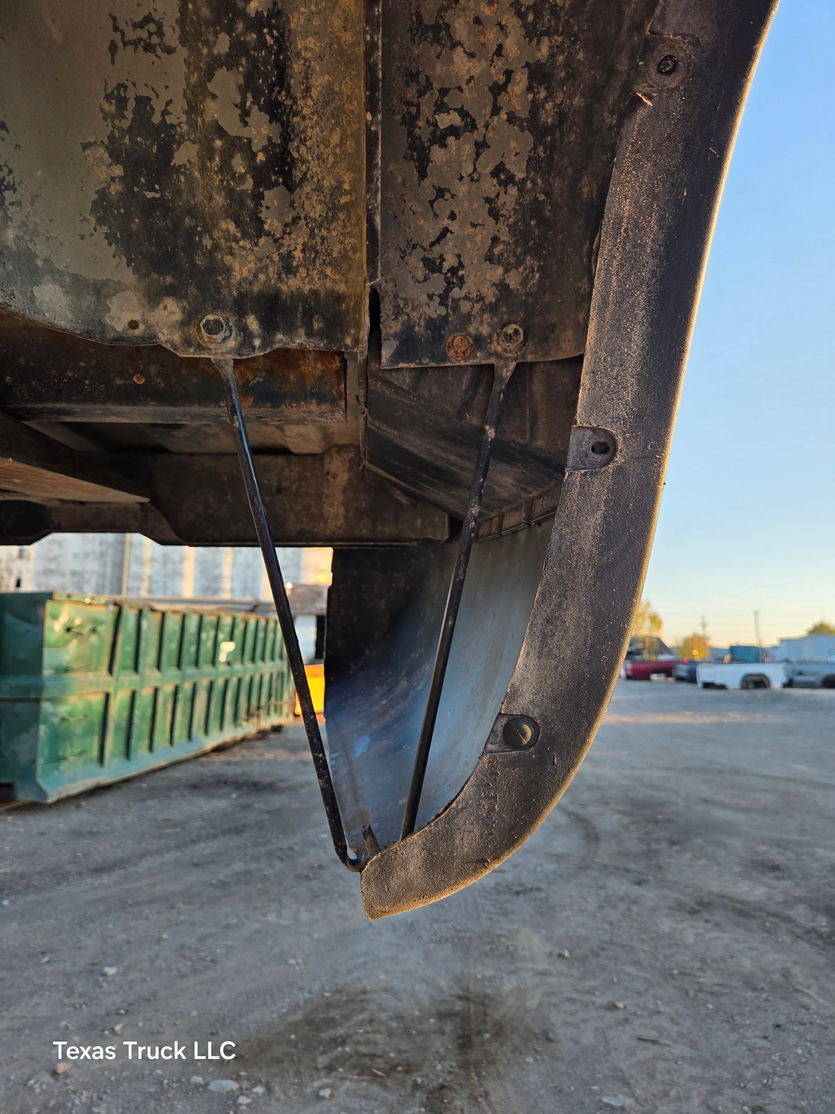 1999-2007 Chevrolet Silverado / GMC Sierra 6' 6" Short Truck Bed