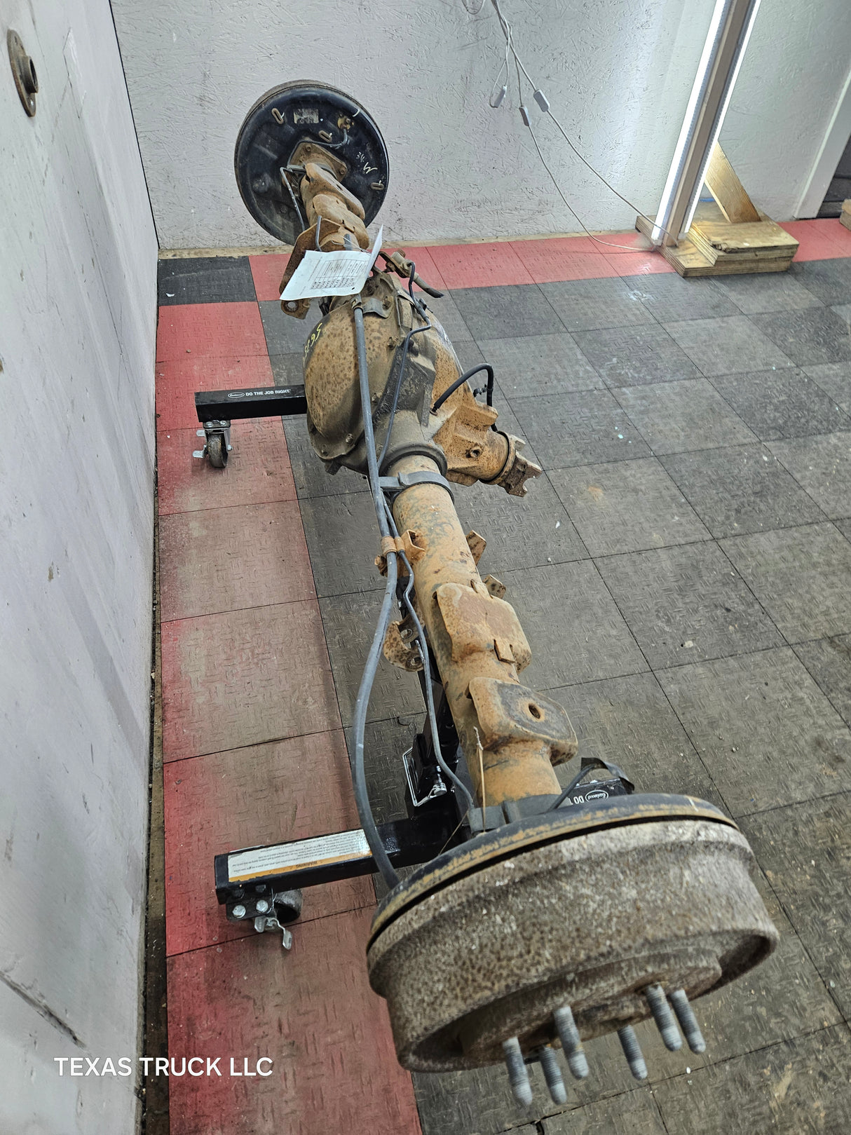 2005-2007 Chevrolet Silverado GMC Sierra 1500 3.23 Rear Axle