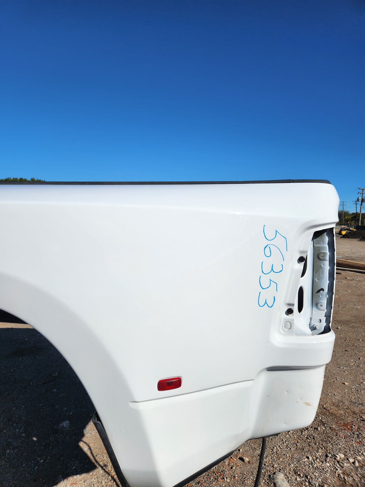 2009-2018 Dodge Ram 3500 4500 4th Gen Dually 8' Truck Truck Bed - Bright White