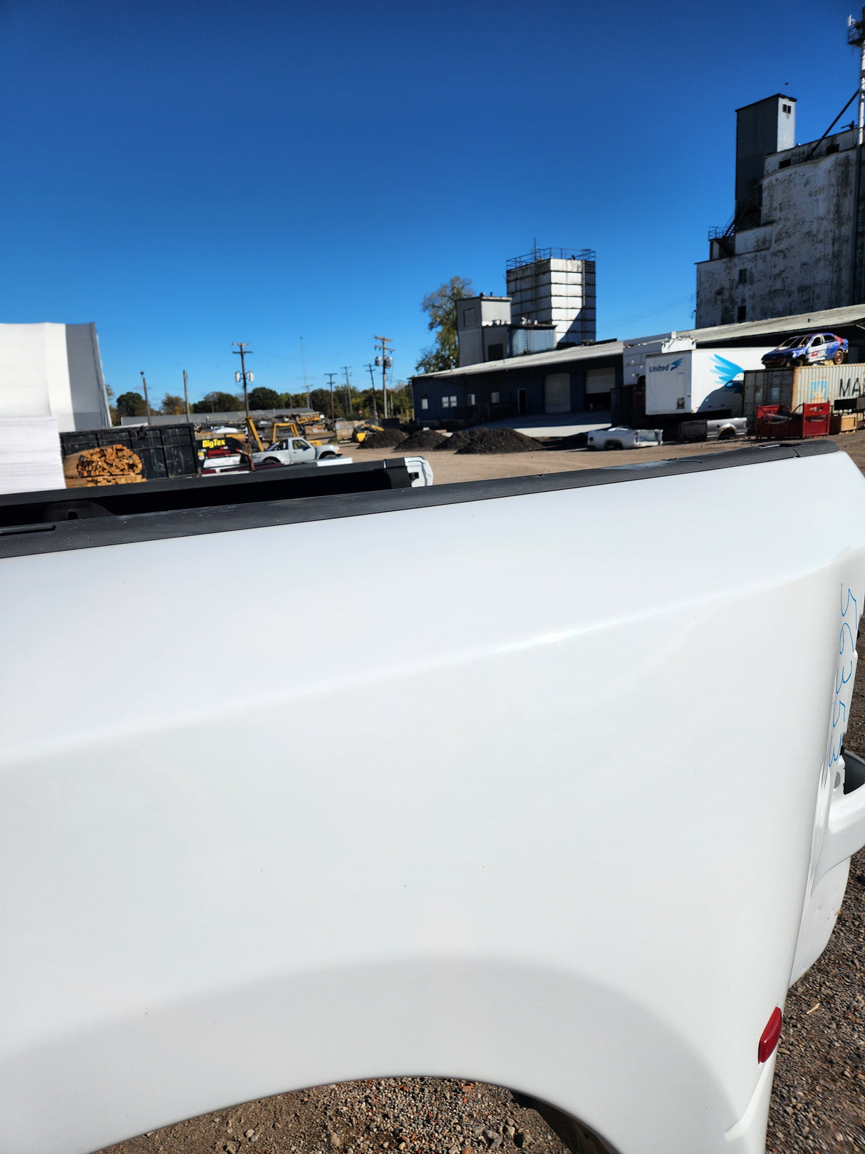 2009-2018 Dodge Ram 3500 4500 4th Gen Dually 8' Truck Truck Bed - Bright White