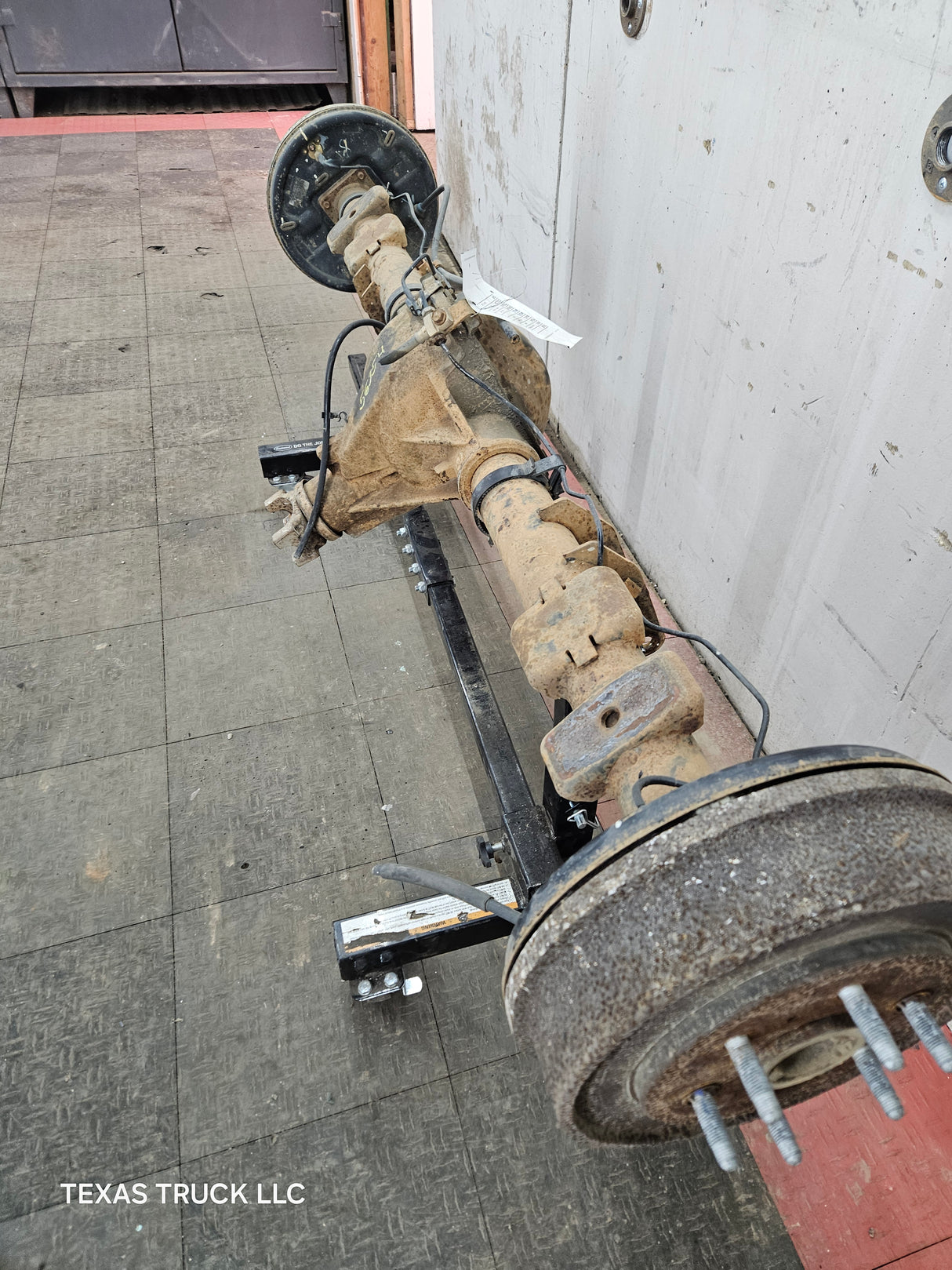 2005-2007 Chevrolet Silverado GMC Sierra 1500 3.23 Rear Axle