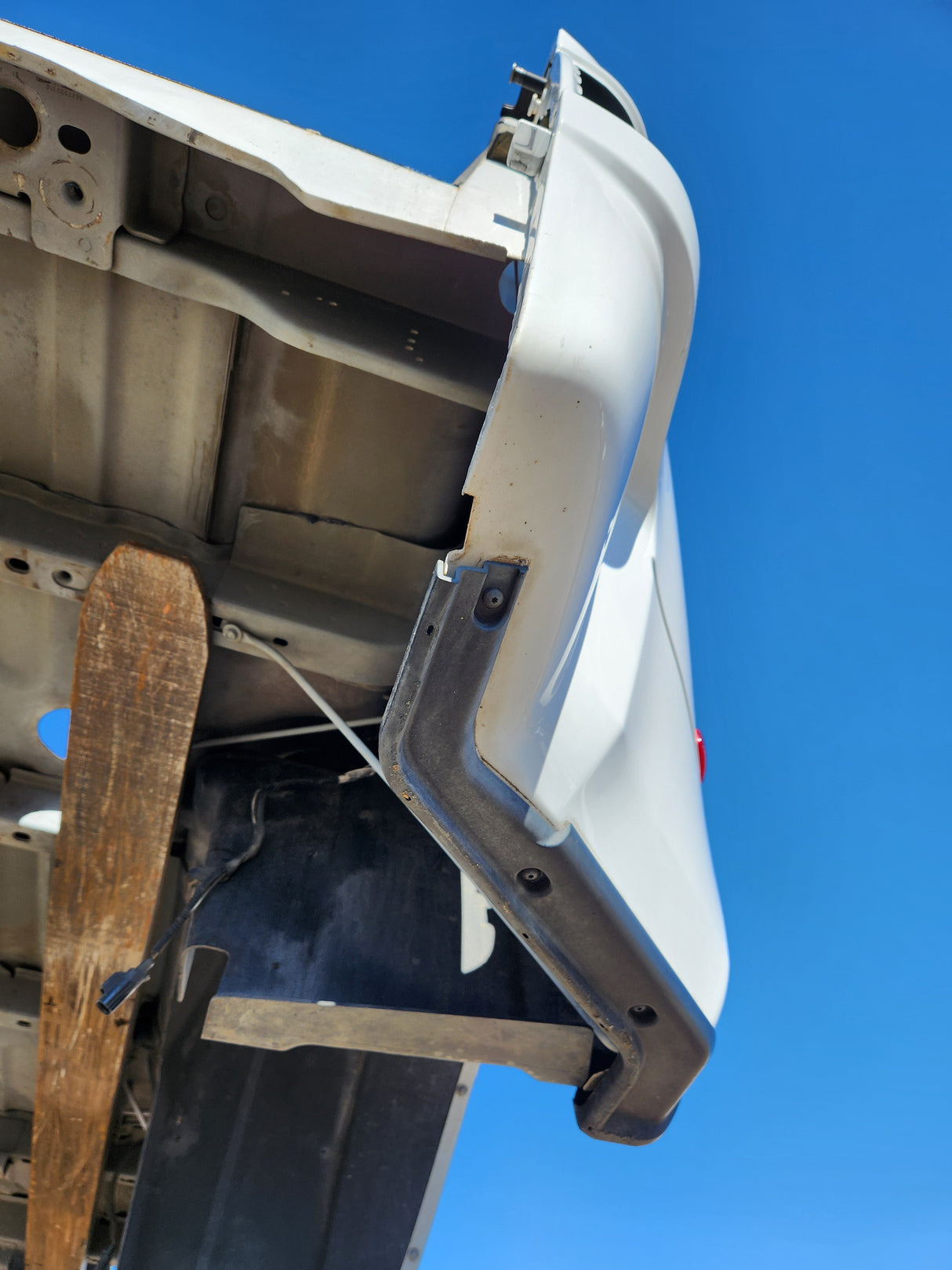 2009-2018 Dodge Ram 3500 4500 4th Gen Dually 8' Truck Truck Bed - Bright White