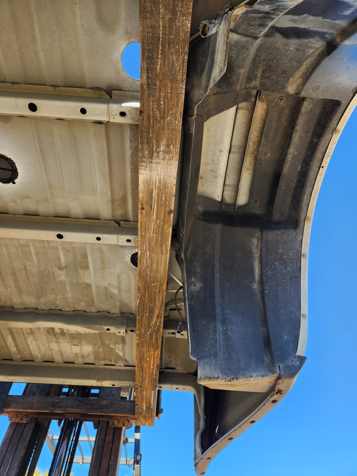 2009-2018 Dodge Ram 3500 4500 4th Gen Dually 8' Truck Truck Bed - Bright White