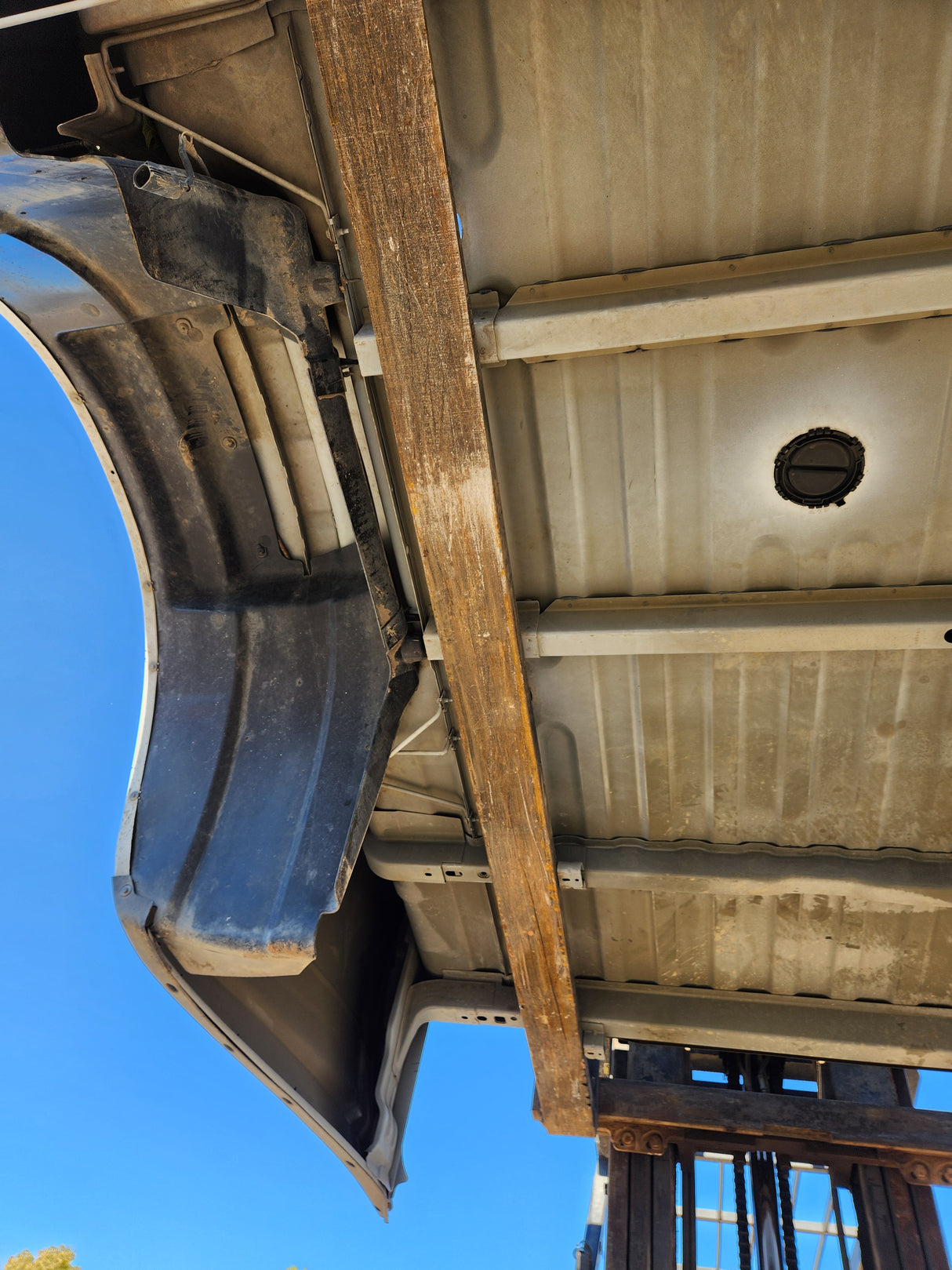 2009-2018 Dodge Ram 3500 4500 4th Gen Dually 8' Truck Truck Bed - Bright White