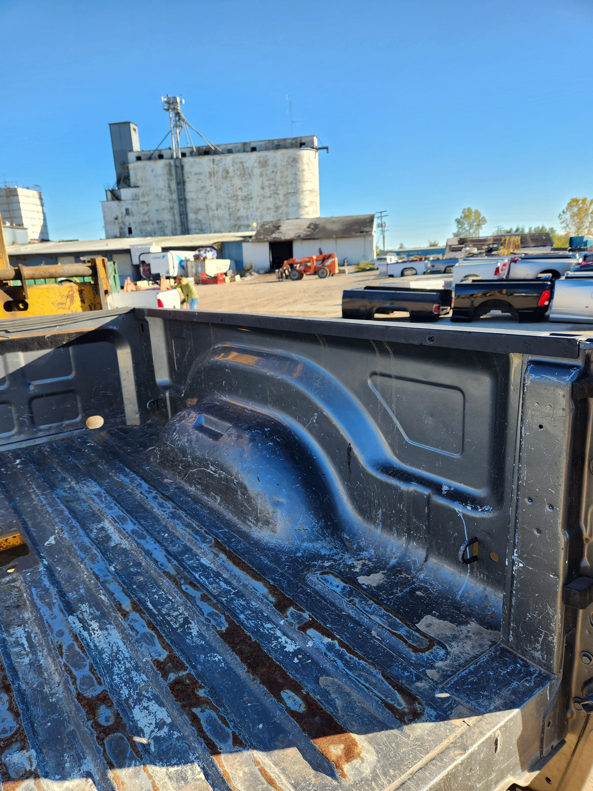 2009-2018 Dodge Ram 4th Gen 1500 2500 3500 6' 4" Short Truck Bed