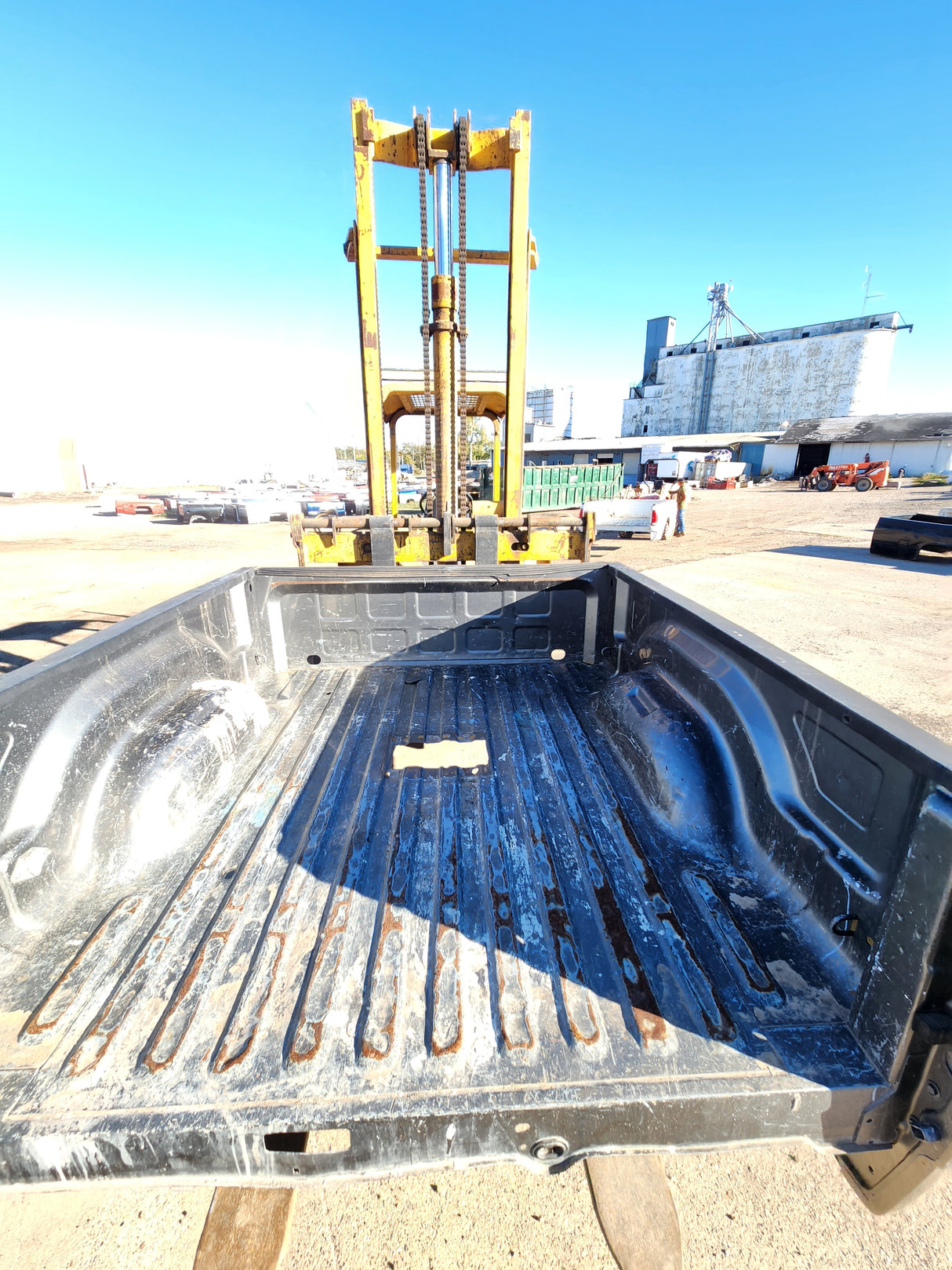 2009-2018 Dodge Ram 4th Gen 1500 2500 3500 6' 4" Short Truck Bed