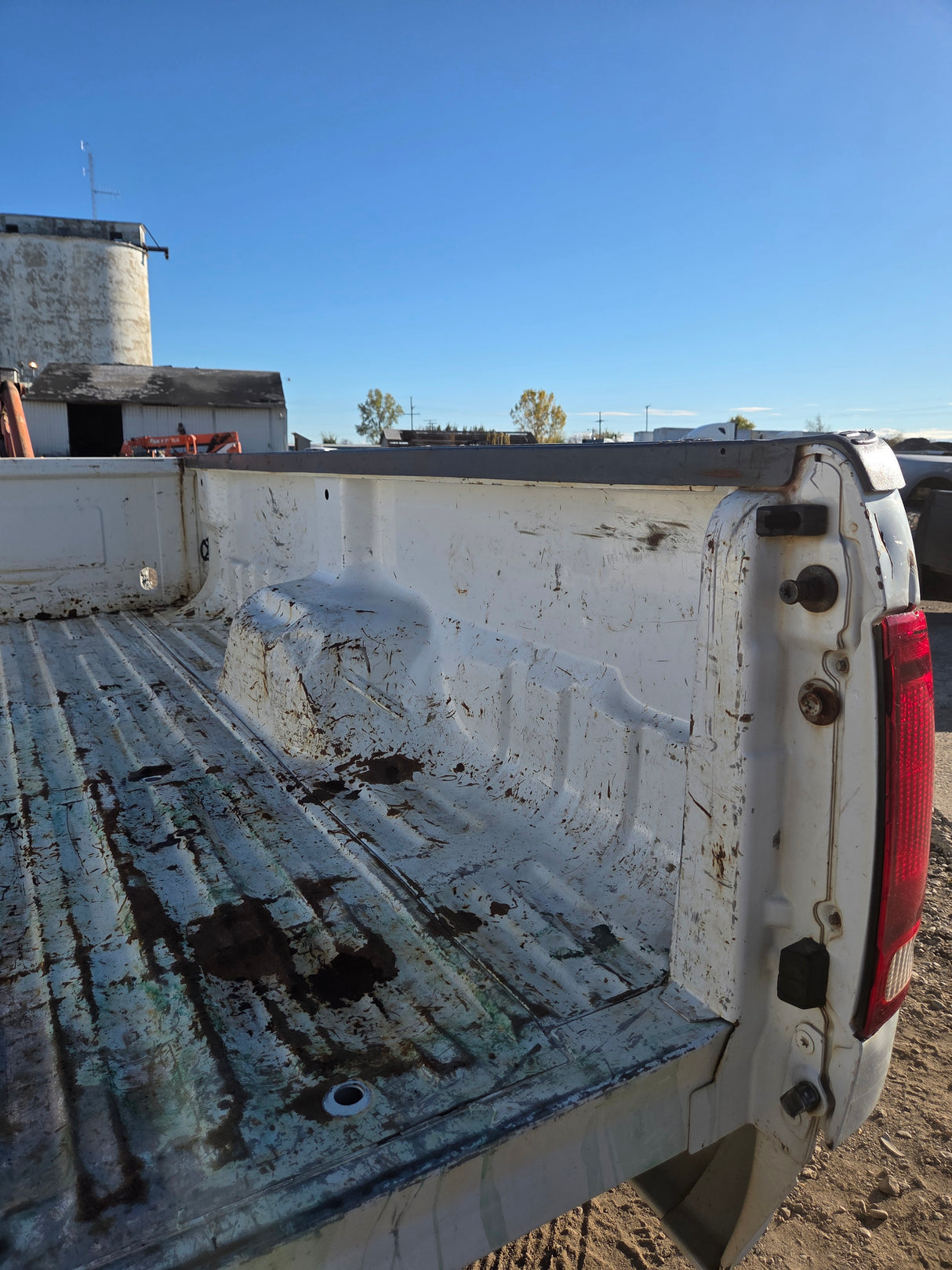 1999-2010 Ford F250 F350 Super Duty 8' Long Truck Bed - Oxford White