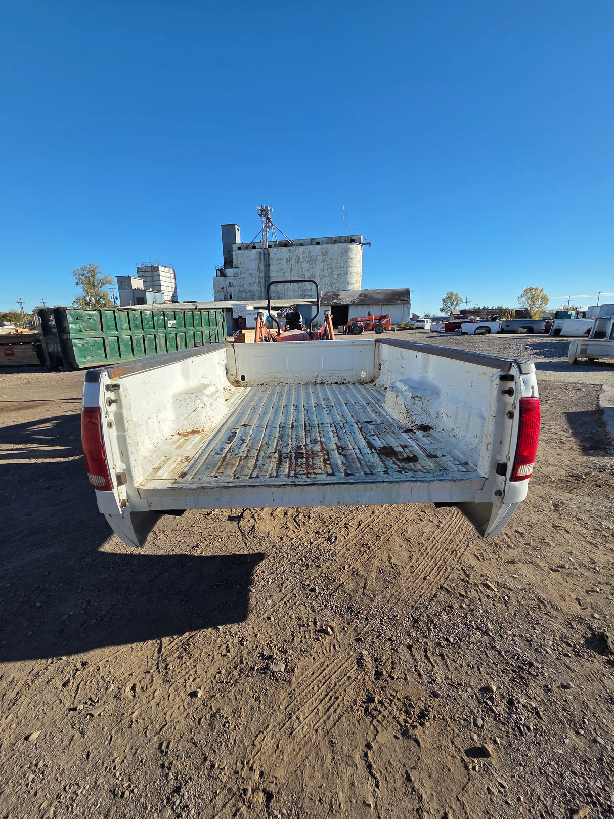 1999-2010 Ford F250 F350 Super Duty 8' Long Truck Bed - Oxford White