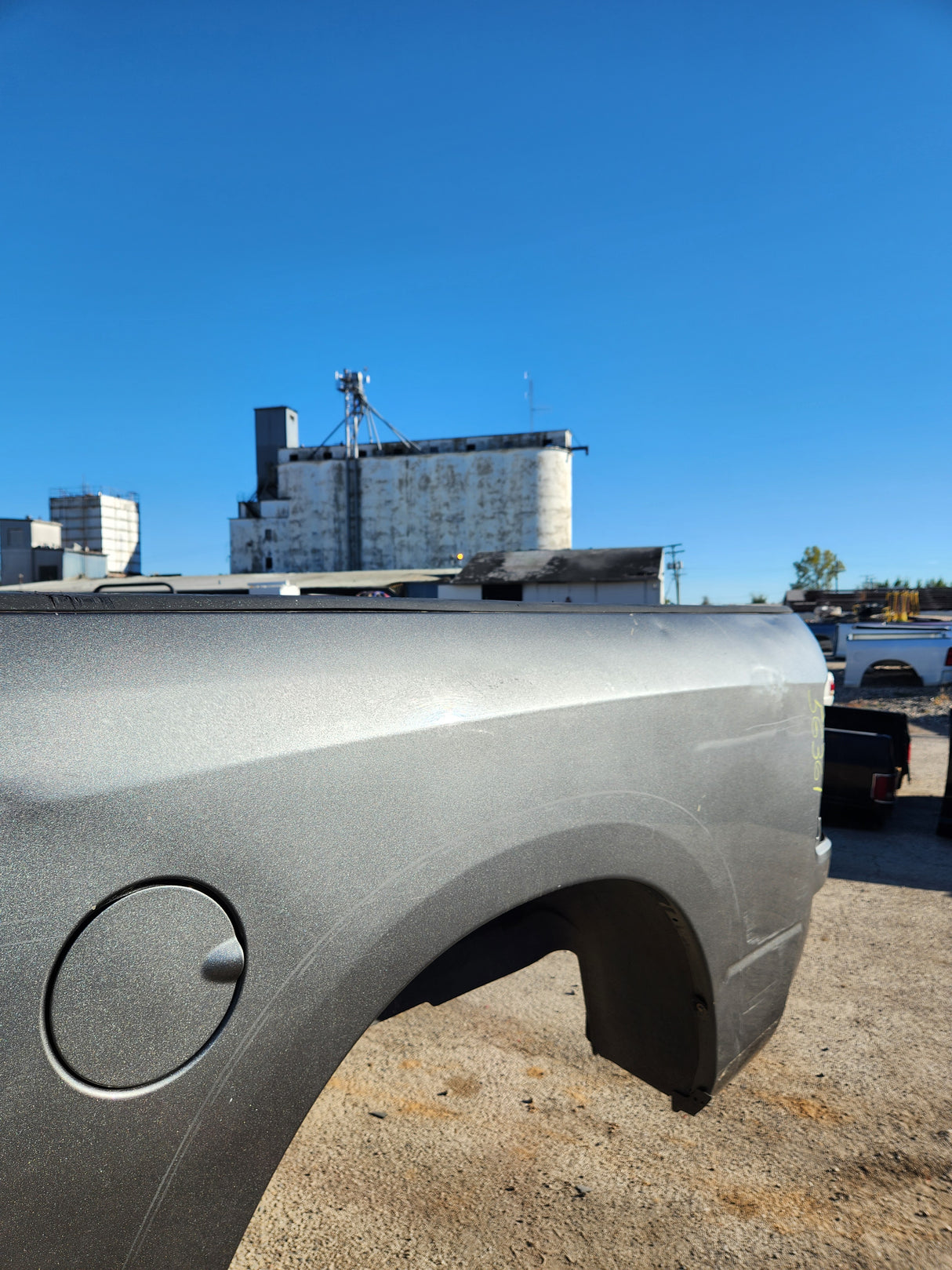 2009-2018 Dodge Ram 4th Gen 1500 2500 3500 6' 4" Short Truck Bed