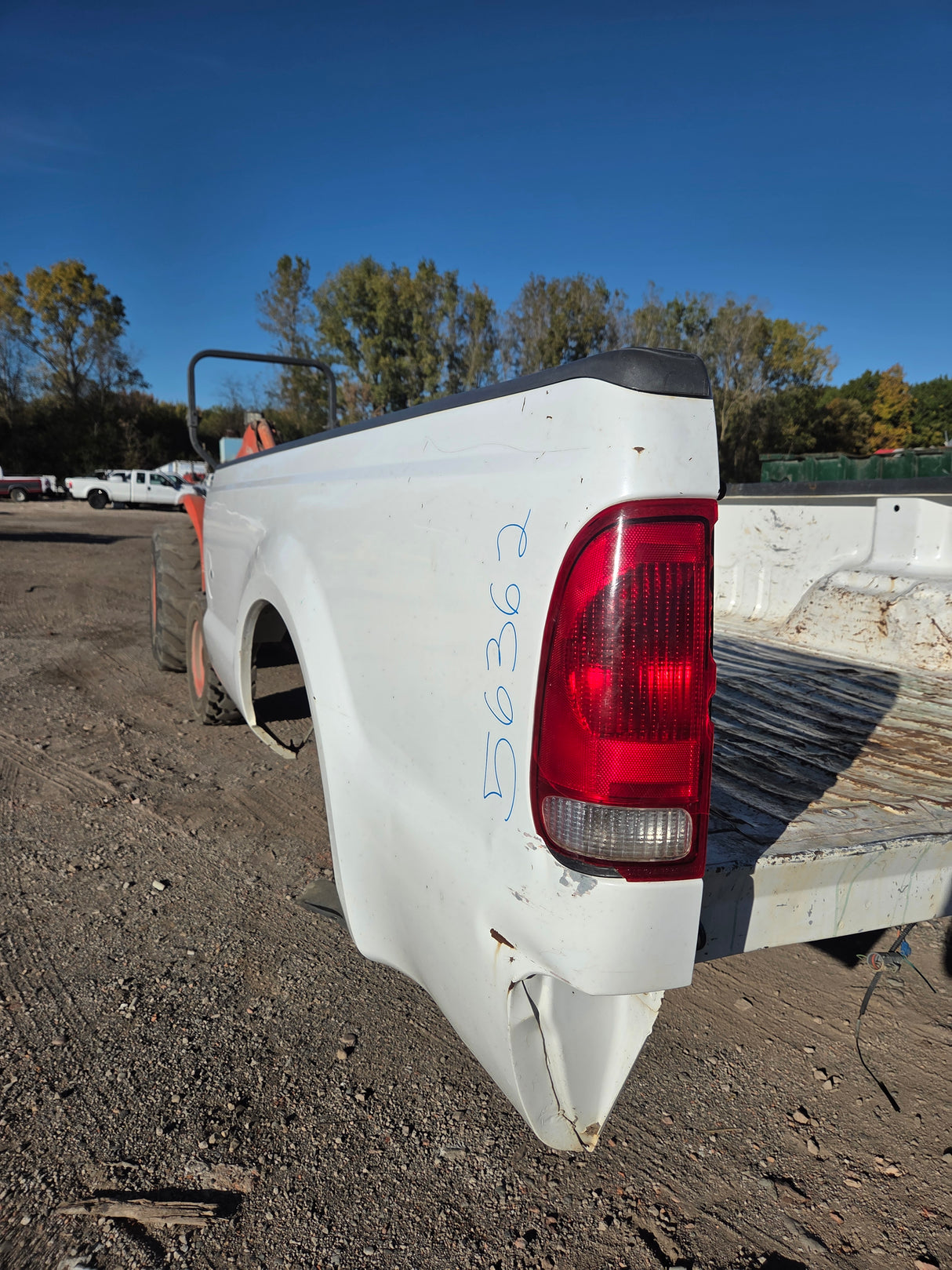 1999-2010 Ford F250 F350 Super Duty 8' Long Truck Bed - Oxford White