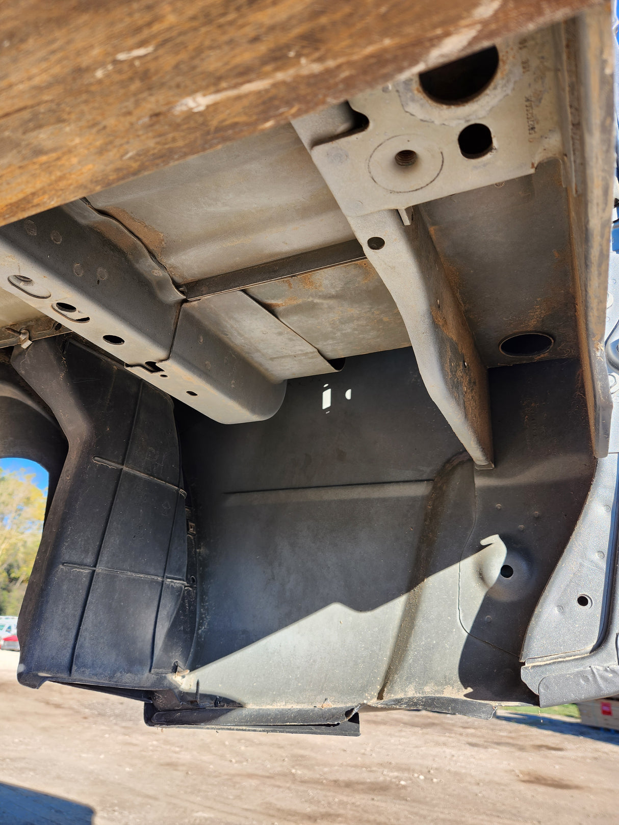 2009-2018 Dodge Ram 4th Gen 1500 2500 3500 6' 4" Short Truck Bed