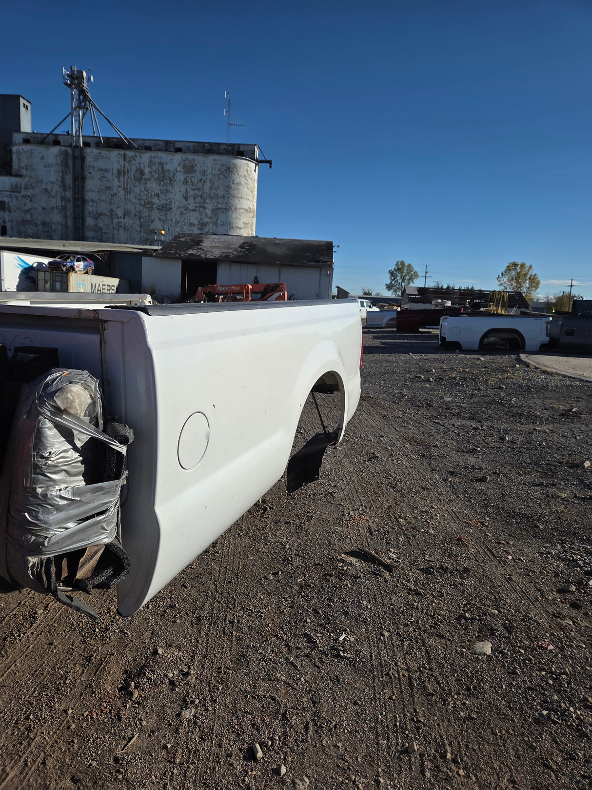 1999-2010 Ford F250 F350 Super Duty 8' Long Truck Bed - Oxford White