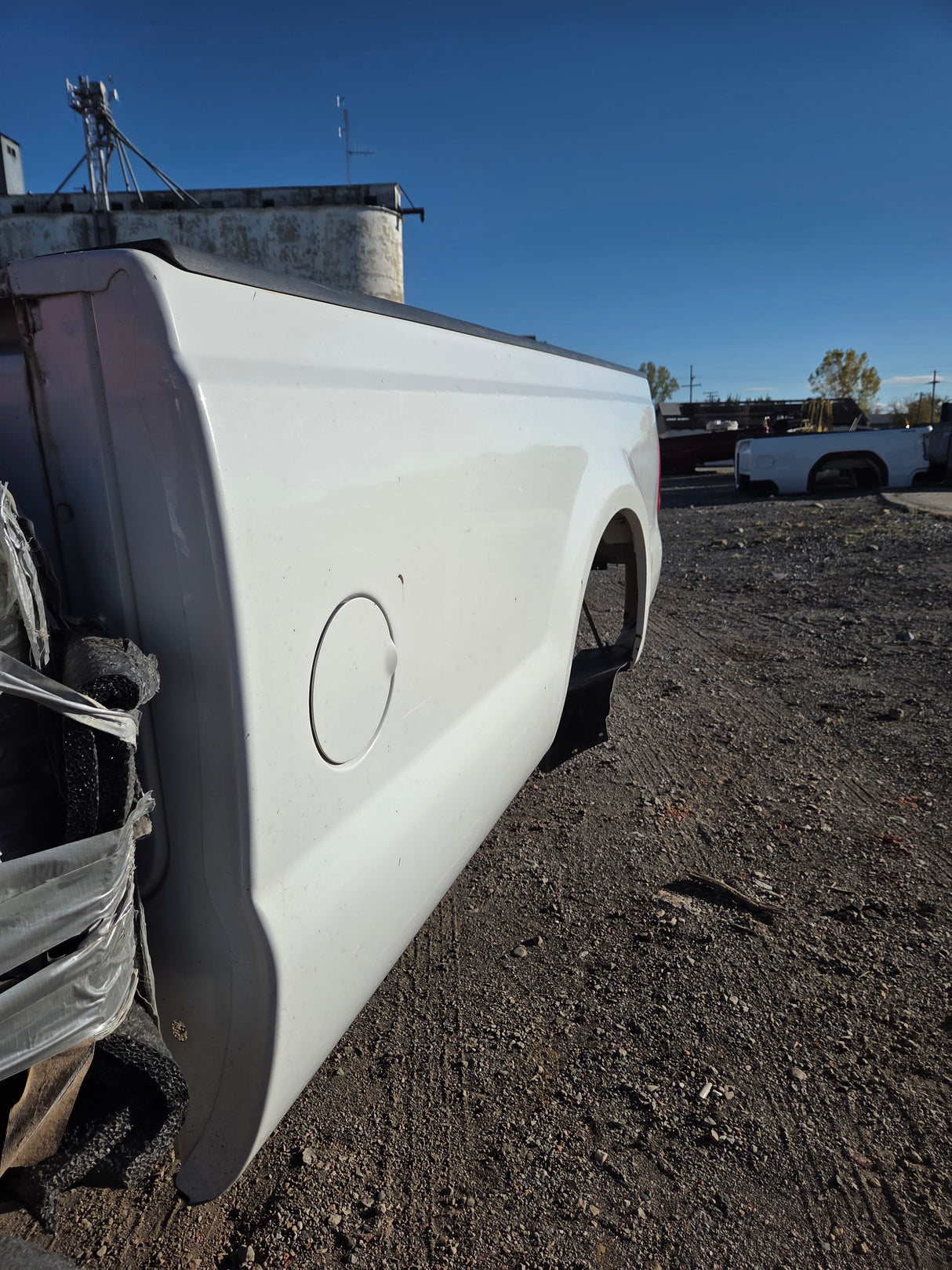 1999-2010 Ford F250 F350 Super Duty 8' Long Truck Bed - Oxford White