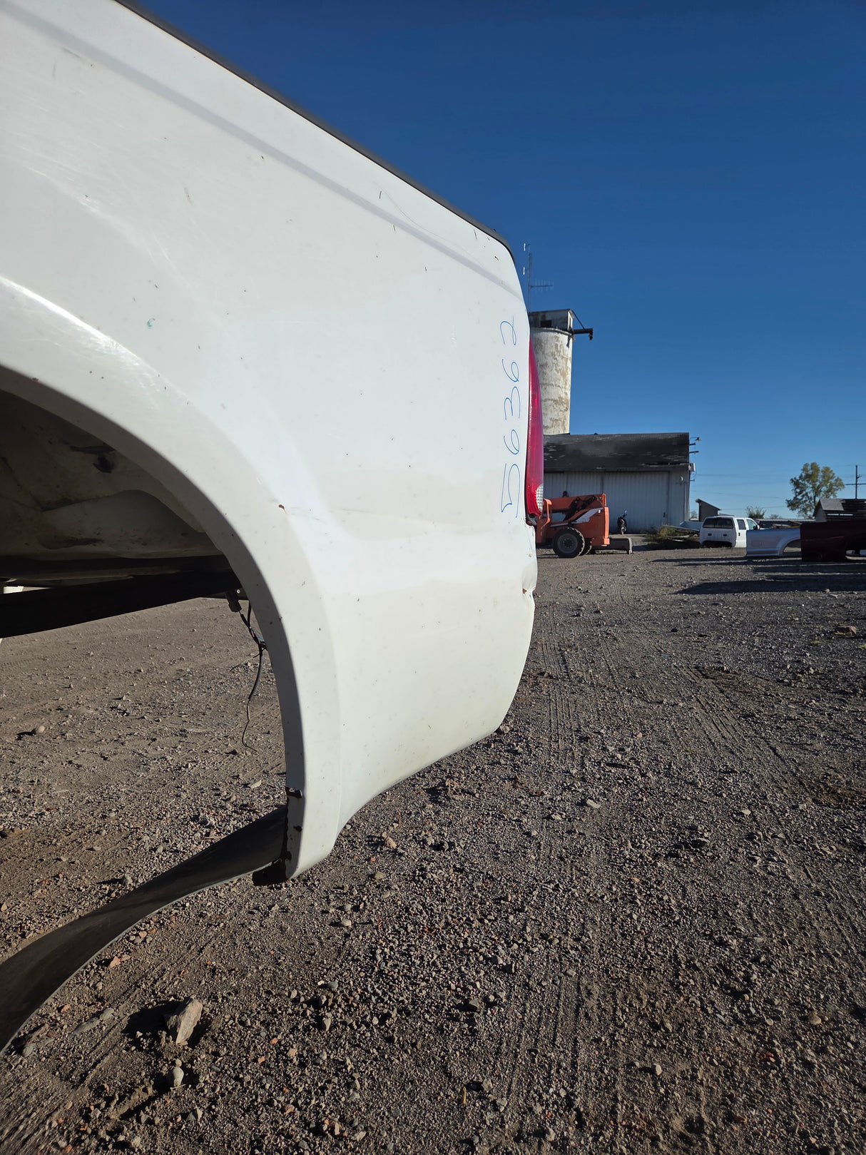 1999-2010 Ford F250 F350 Super Duty 8' Long Truck Bed - Oxford White