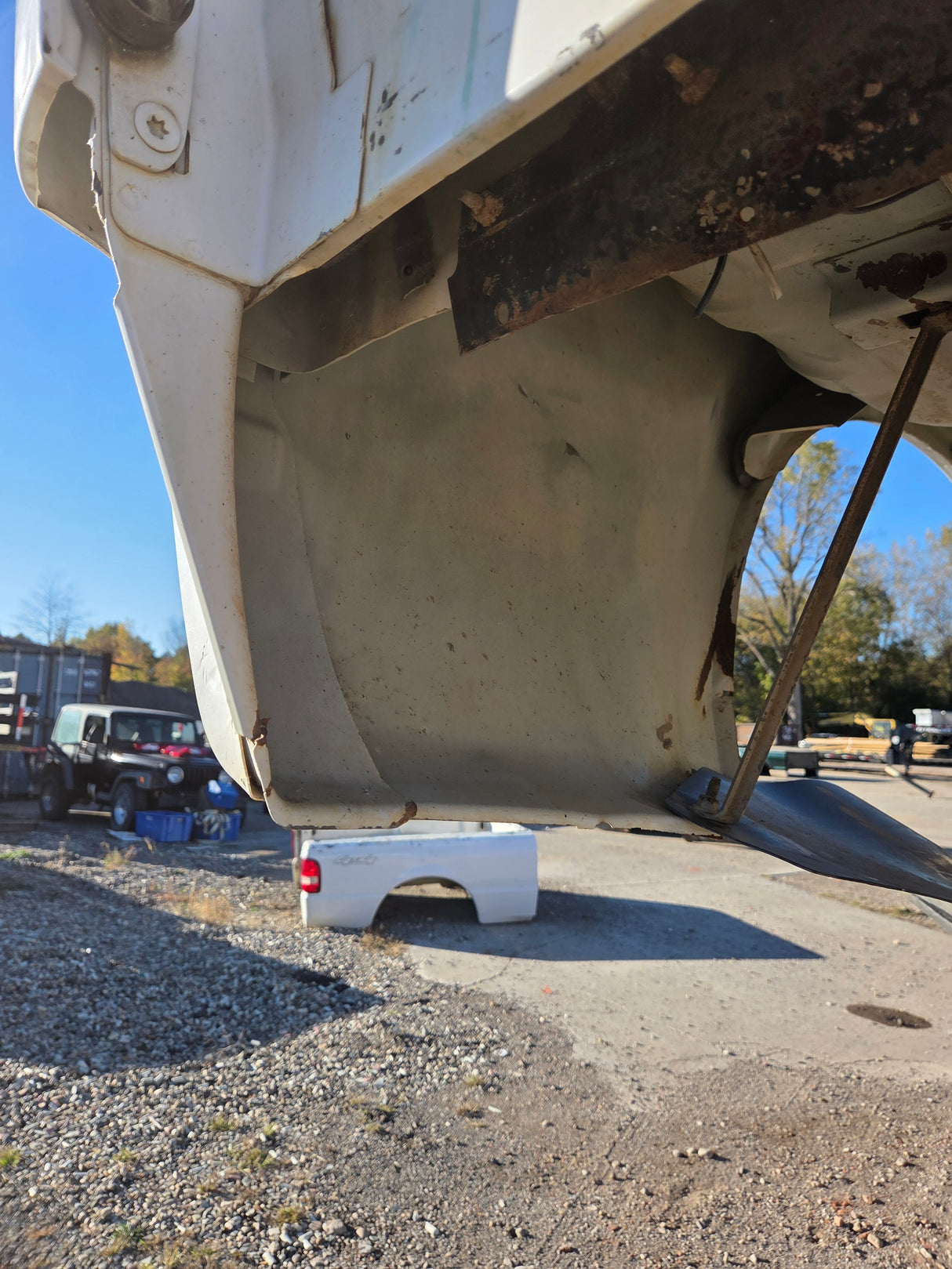 1999-2010 Ford F250 F350 Super Duty 8' Long Truck Bed - Oxford White