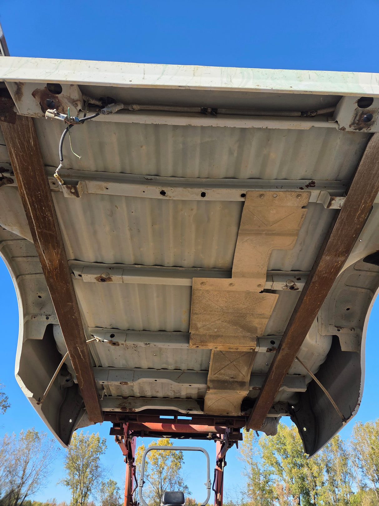 1999-2010 Ford F250 F350 Super Duty 8' Long Truck Bed - Oxford White