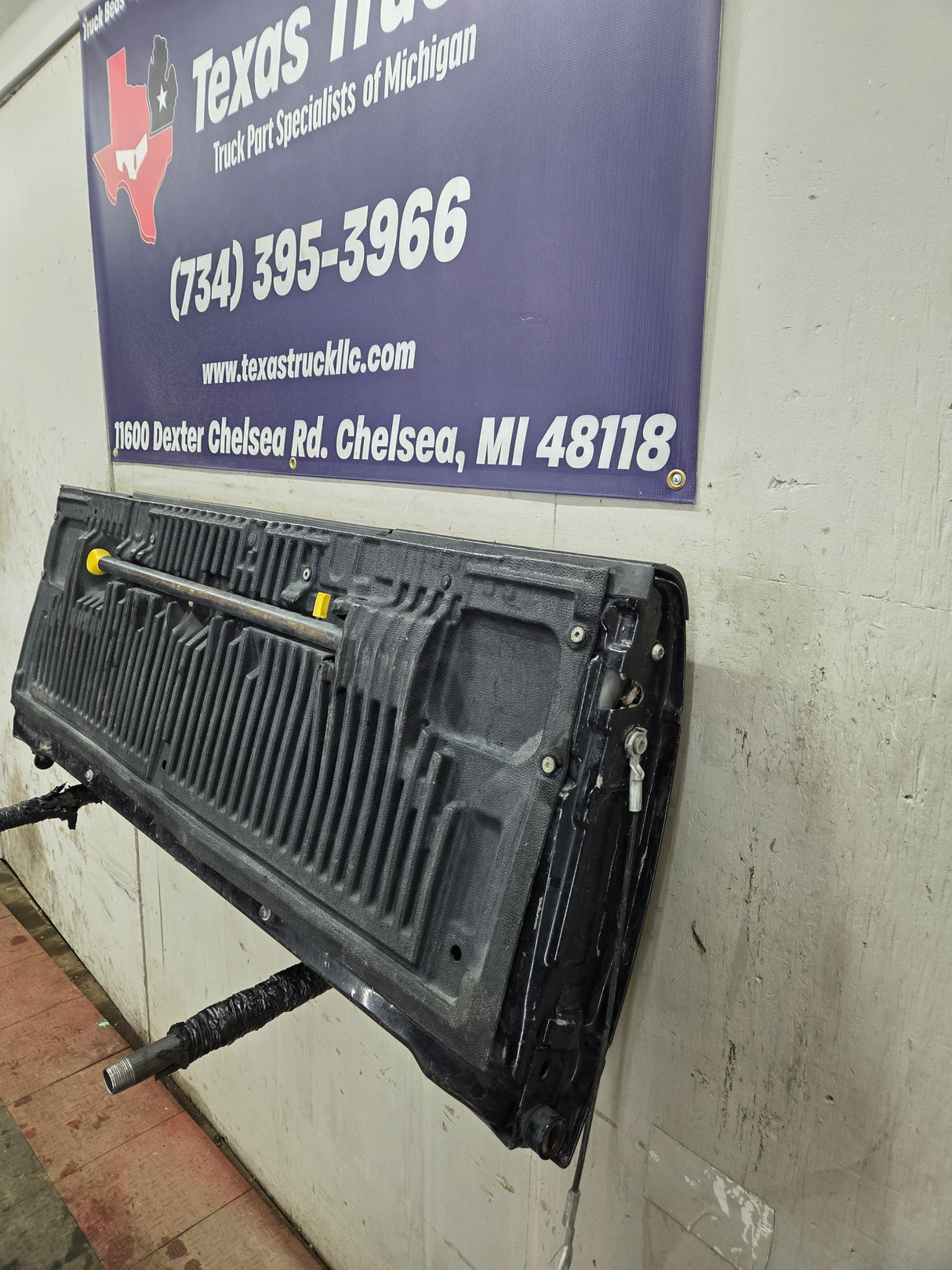 2008-2016 Ford Super Duty With Step / Ladder Tailgate F250 F350 F450 F550