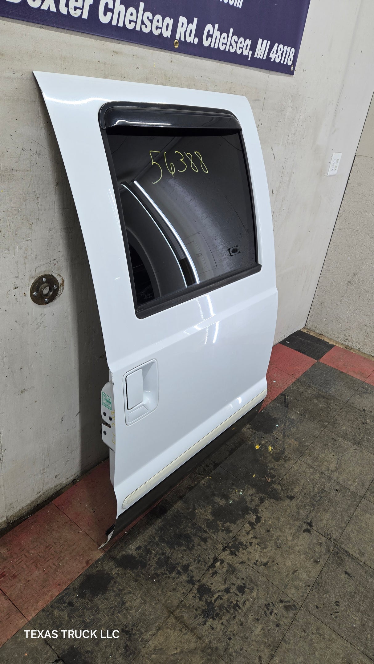 1999-2011 Ford Super Duty RH Passenger Side Rear Crew Cab Door F250 F350 F450 F550