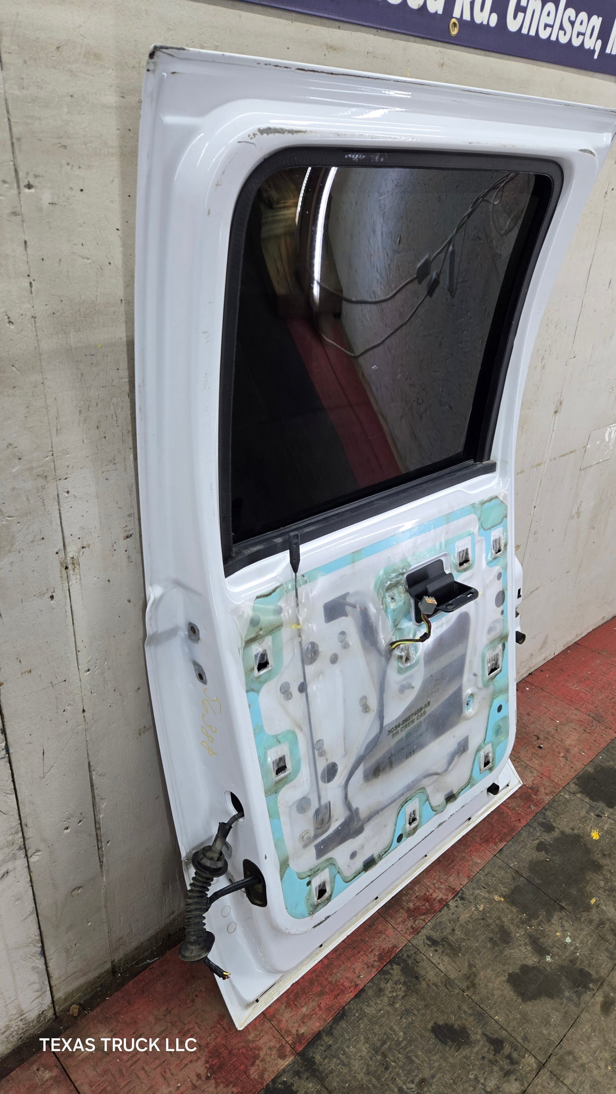 1999-2011 Ford Super Duty RH Passenger Side Rear Crew Cab Door F250 F350 F450 F550