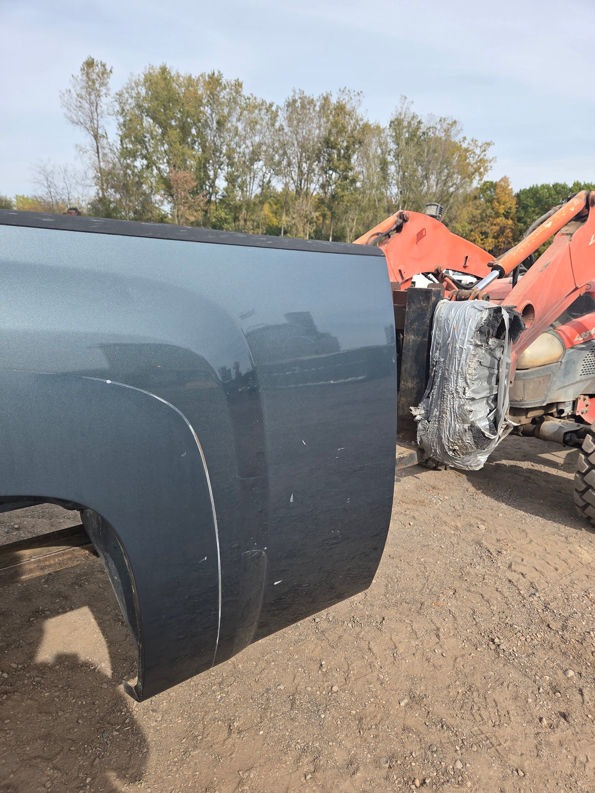 2007-2013 Chevrolet Silverado 1500 2500 3500 HD 6' 6" Short Truck Bed