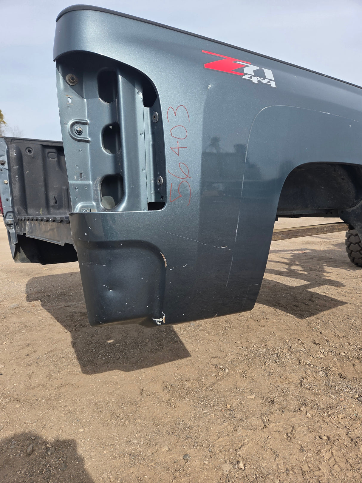 2007-2013 Chevrolet Silverado 1500 2500 3500 HD 6' 6" Short Truck Bed