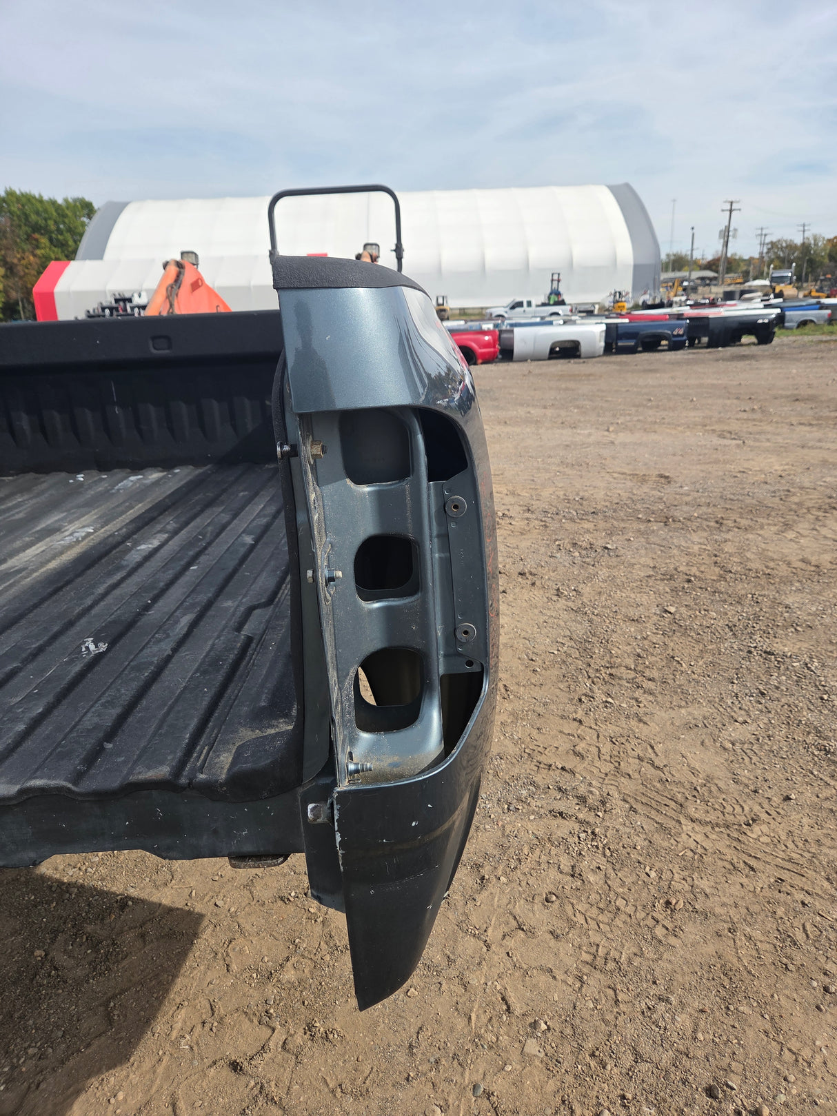 2007-2013 Chevrolet Silverado 1500 2500 3500 HD 6' 6" Short Truck Bed