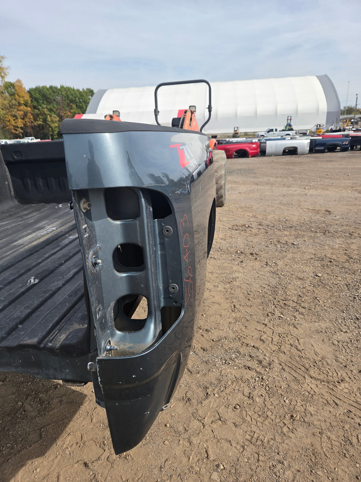 2007-2013 Chevrolet Silverado 1500 2500 3500 HD 6' 6" Short Truck Bed
