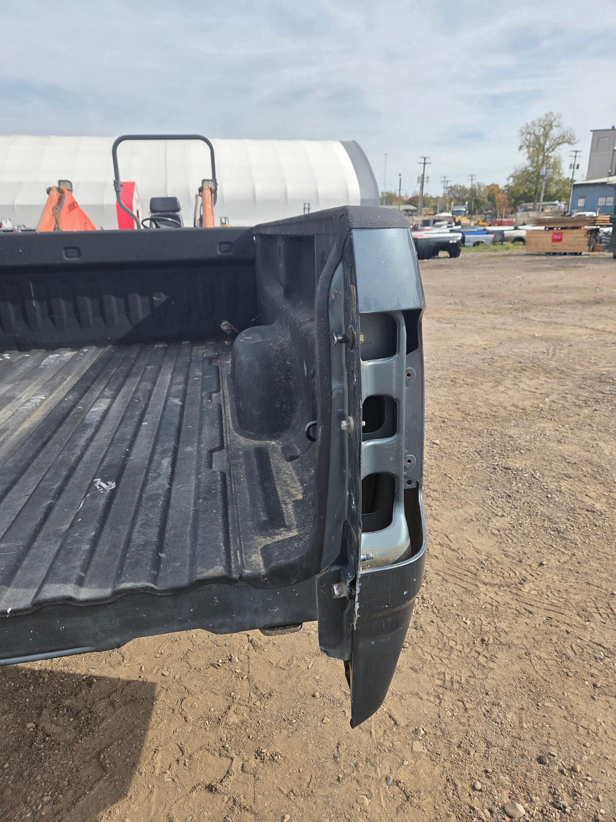 2007-2013 Chevrolet Silverado 1500 2500 3500 HD 6' 6" Short Truck Bed