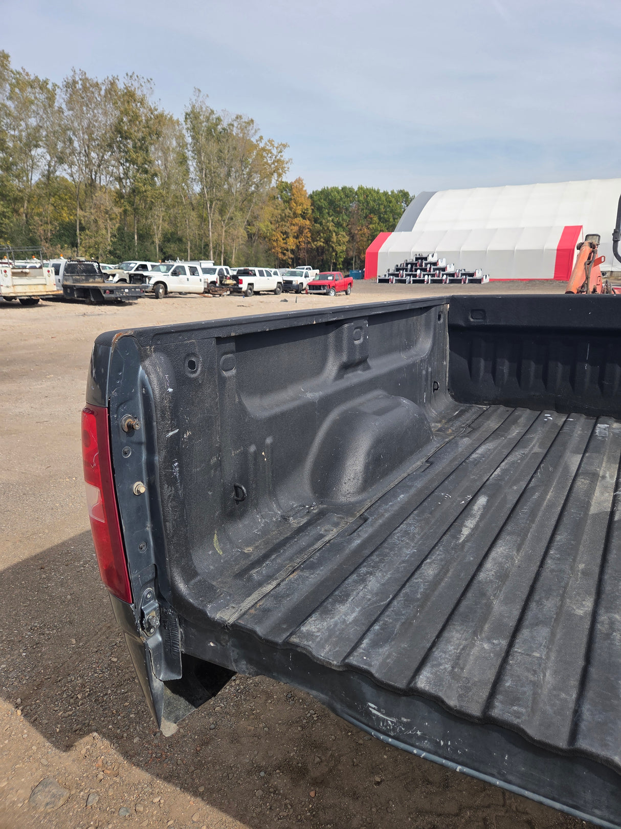 2007-2013 Chevrolet Silverado 1500 2500 3500 HD 6' 6" Short Truck Bed