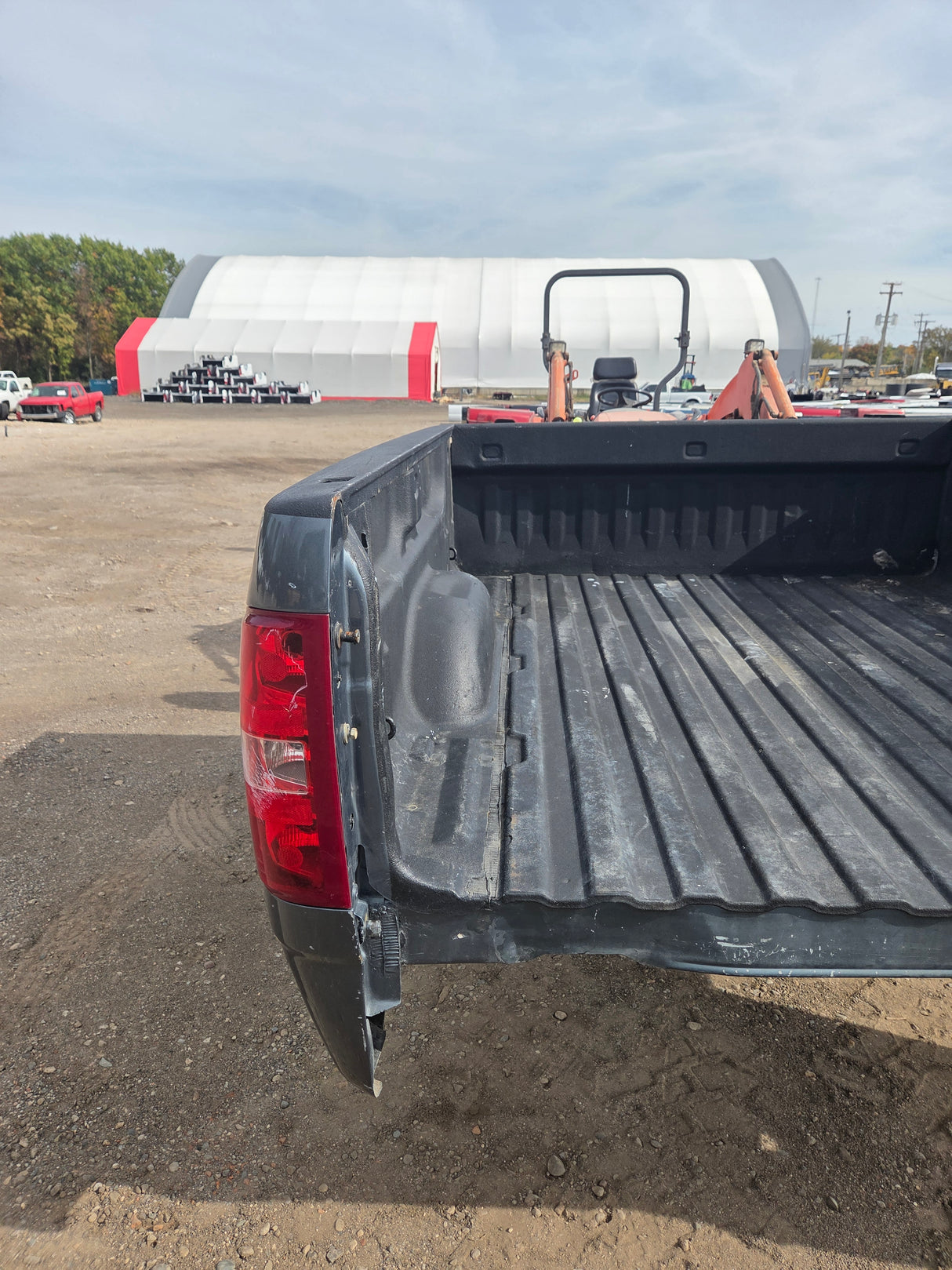 2007-2013 Chevrolet Silverado 1500 2500 3500 HD 6' 6" Short Truck Bed