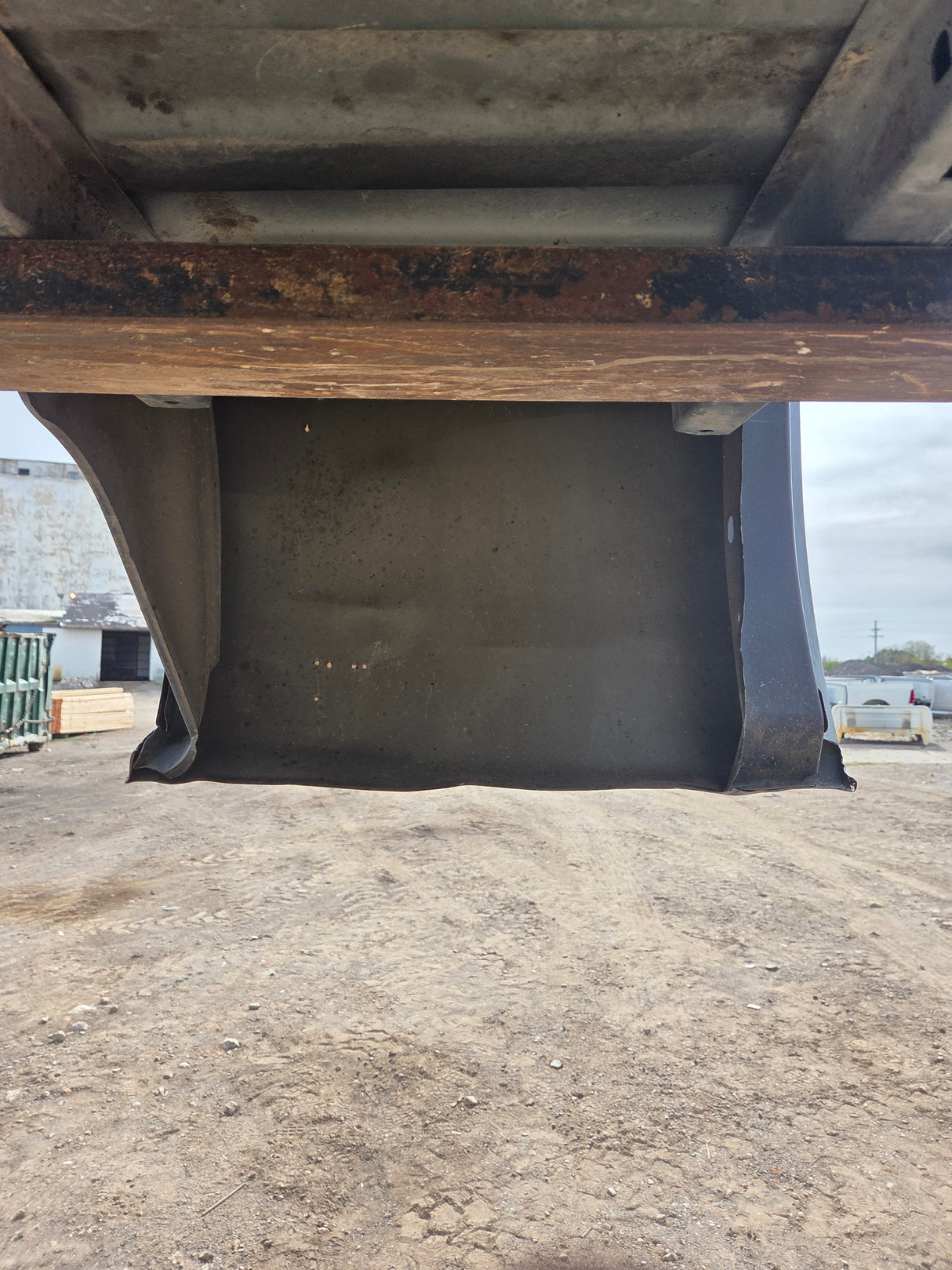 2007-2013 Chevrolet Silverado 1500 2500 3500 HD 6' 6" Short Truck Bed