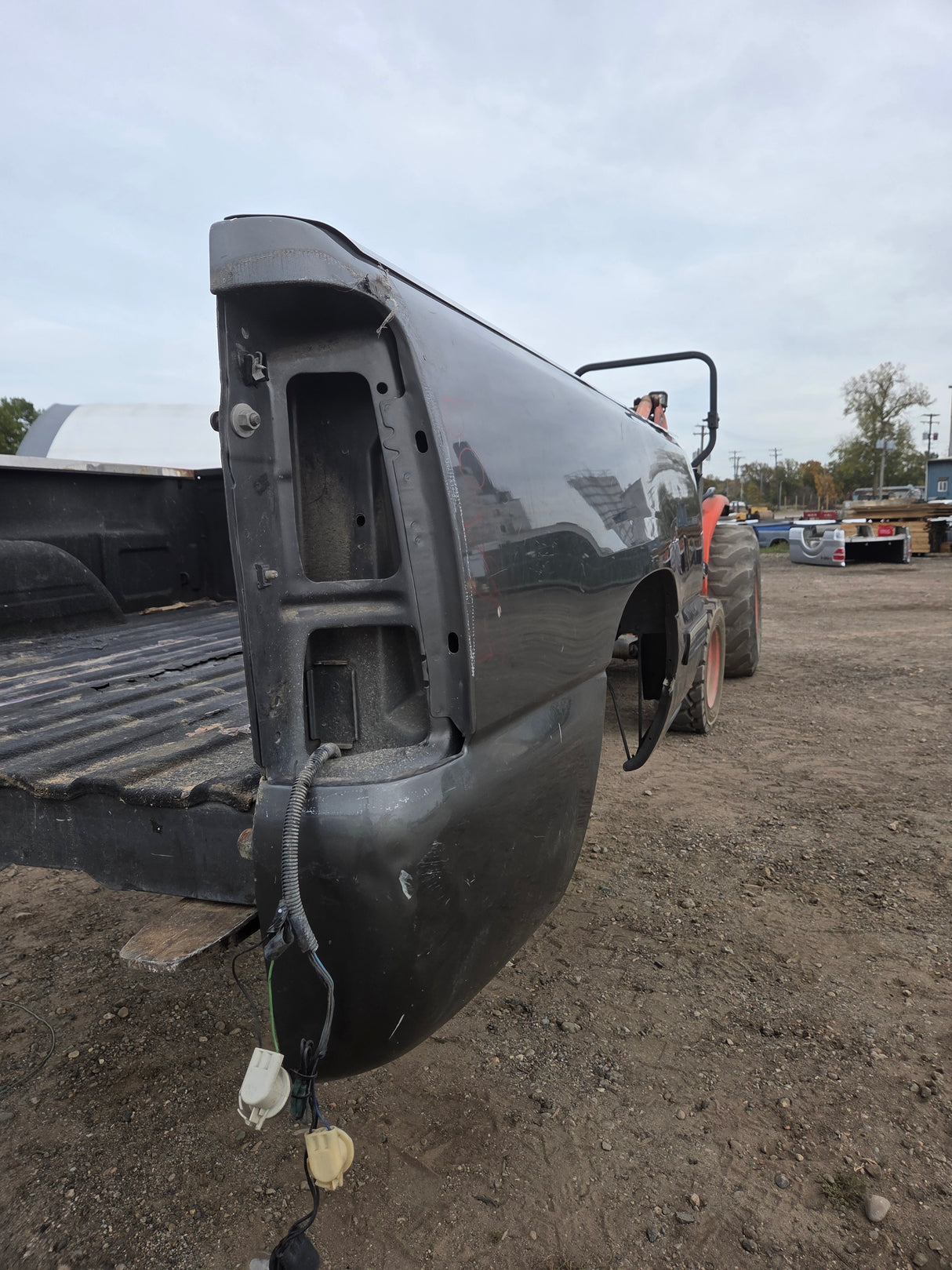 1999-2007 Chevrolet Silverado / GMC Sierra 6' 6" Short Truck Bed