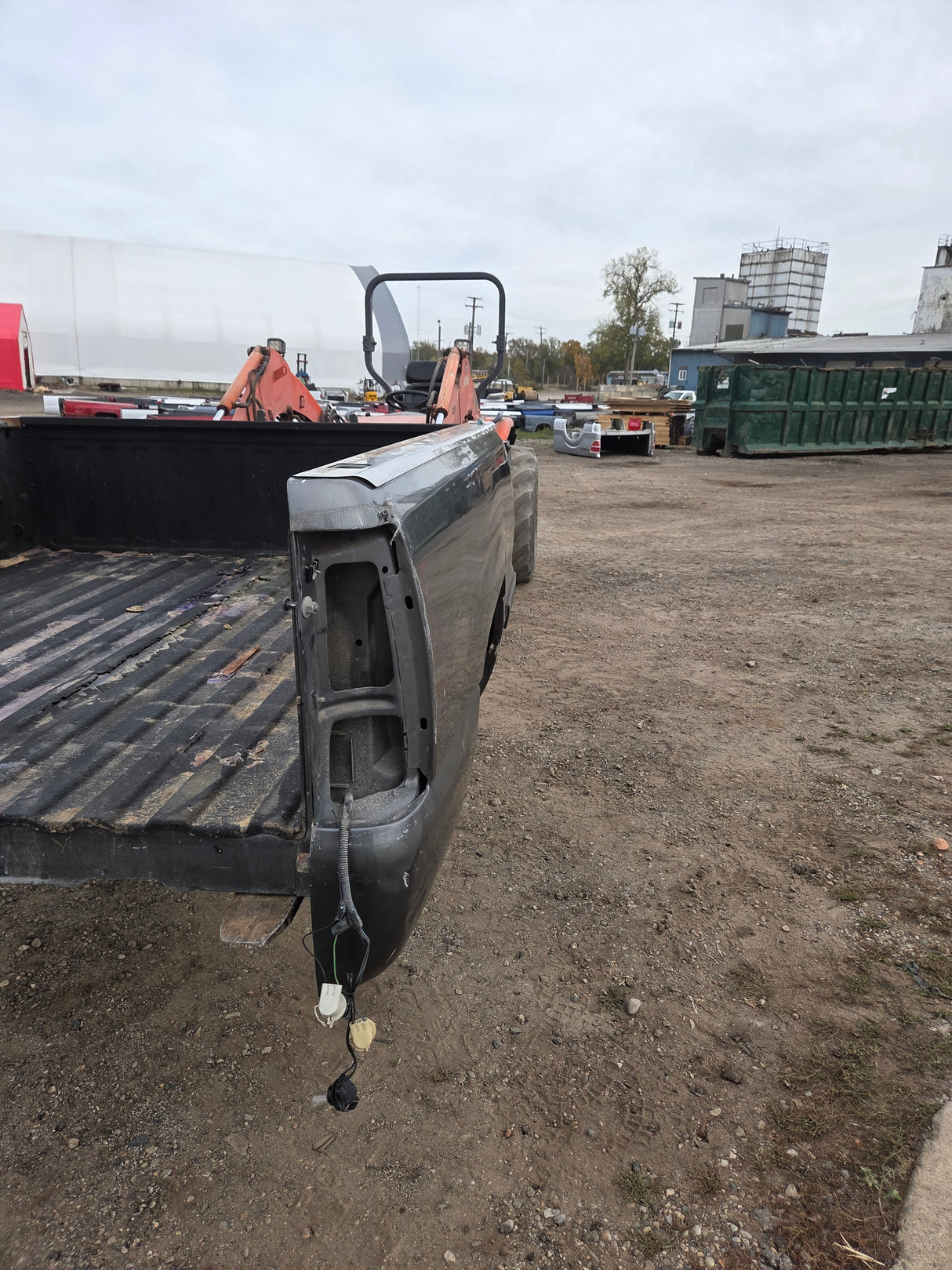 1999-2007 Chevrolet Silverado / GMC Sierra 6' 6" Short Truck Bed