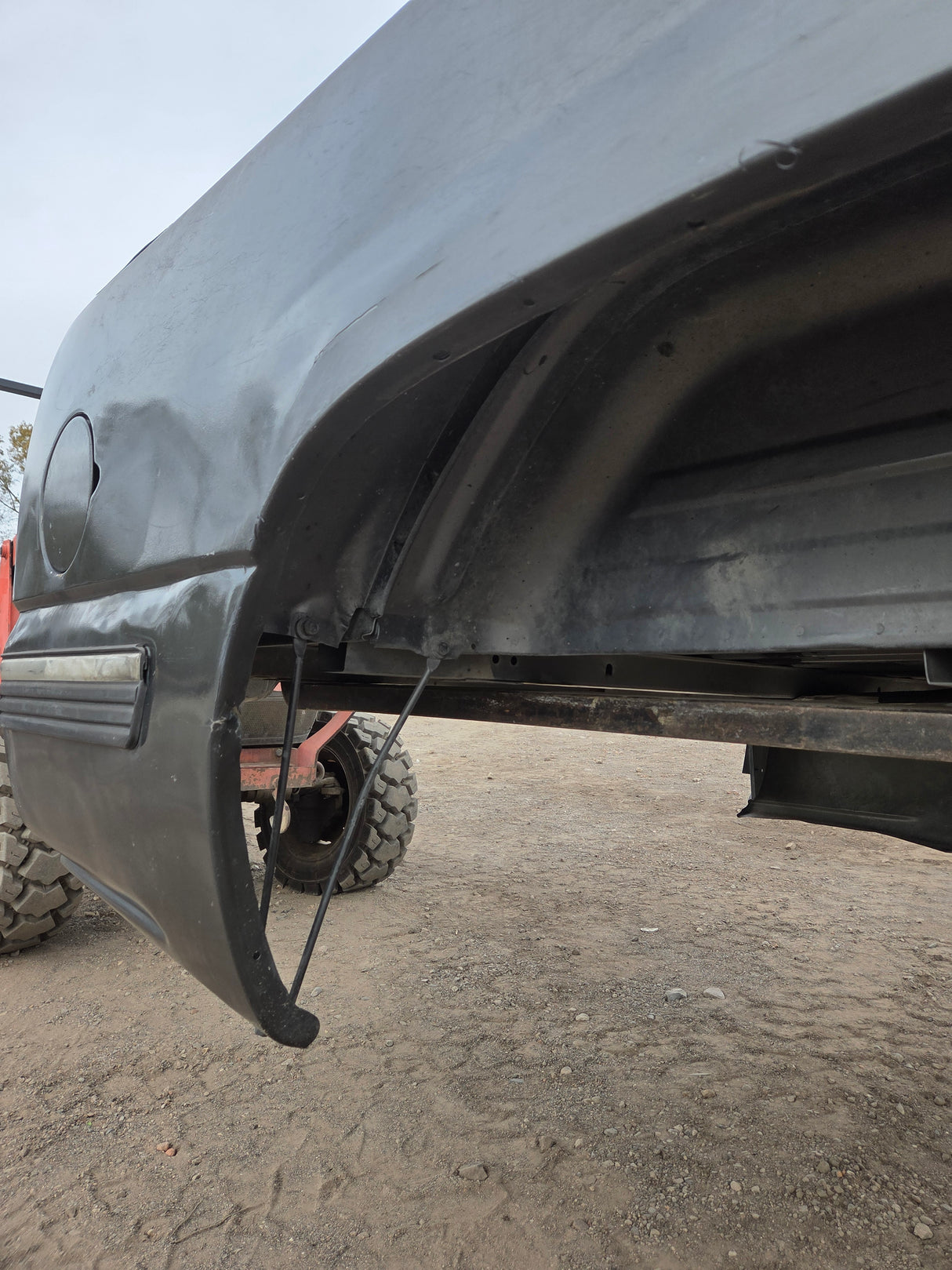 1999-2007 Chevrolet Silverado / GMC Sierra 6' 6" Short Truck Bed