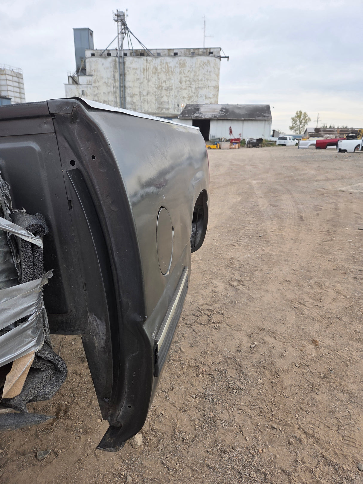1999-2007 Chevrolet Silverado / GMC Sierra 6' 6" Short Truck Bed