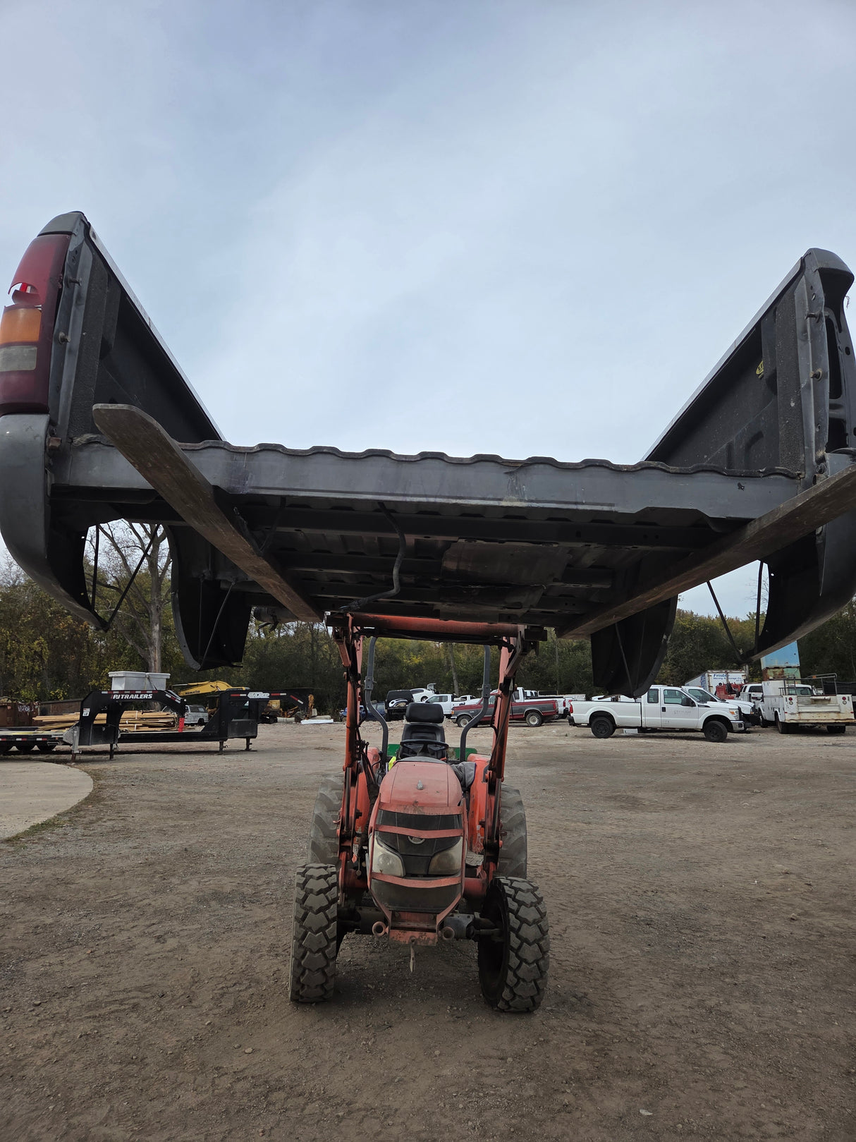 1999-2007 Chevrolet Silverado / GMC Sierra 6' 6" Short Truck Bed