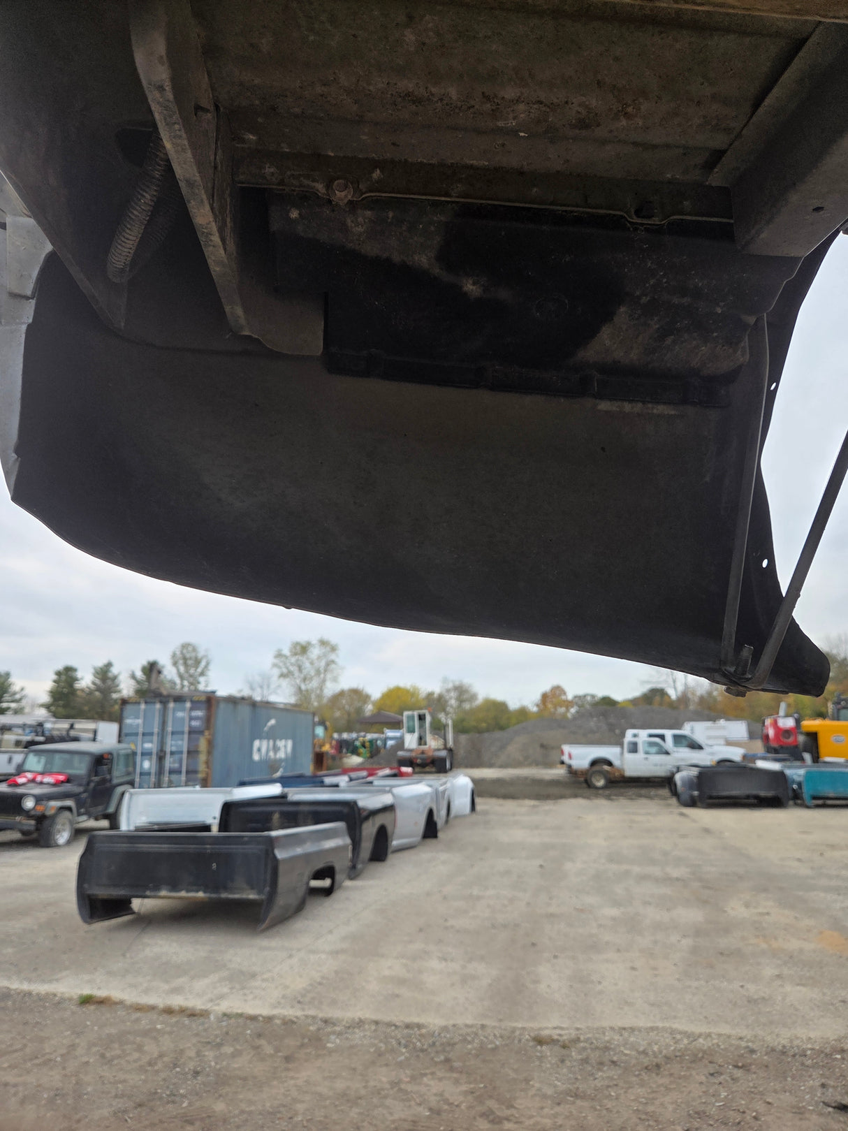 1999-2007 Chevrolet Silverado / GMC Sierra 6' 6" Short Truck Bed