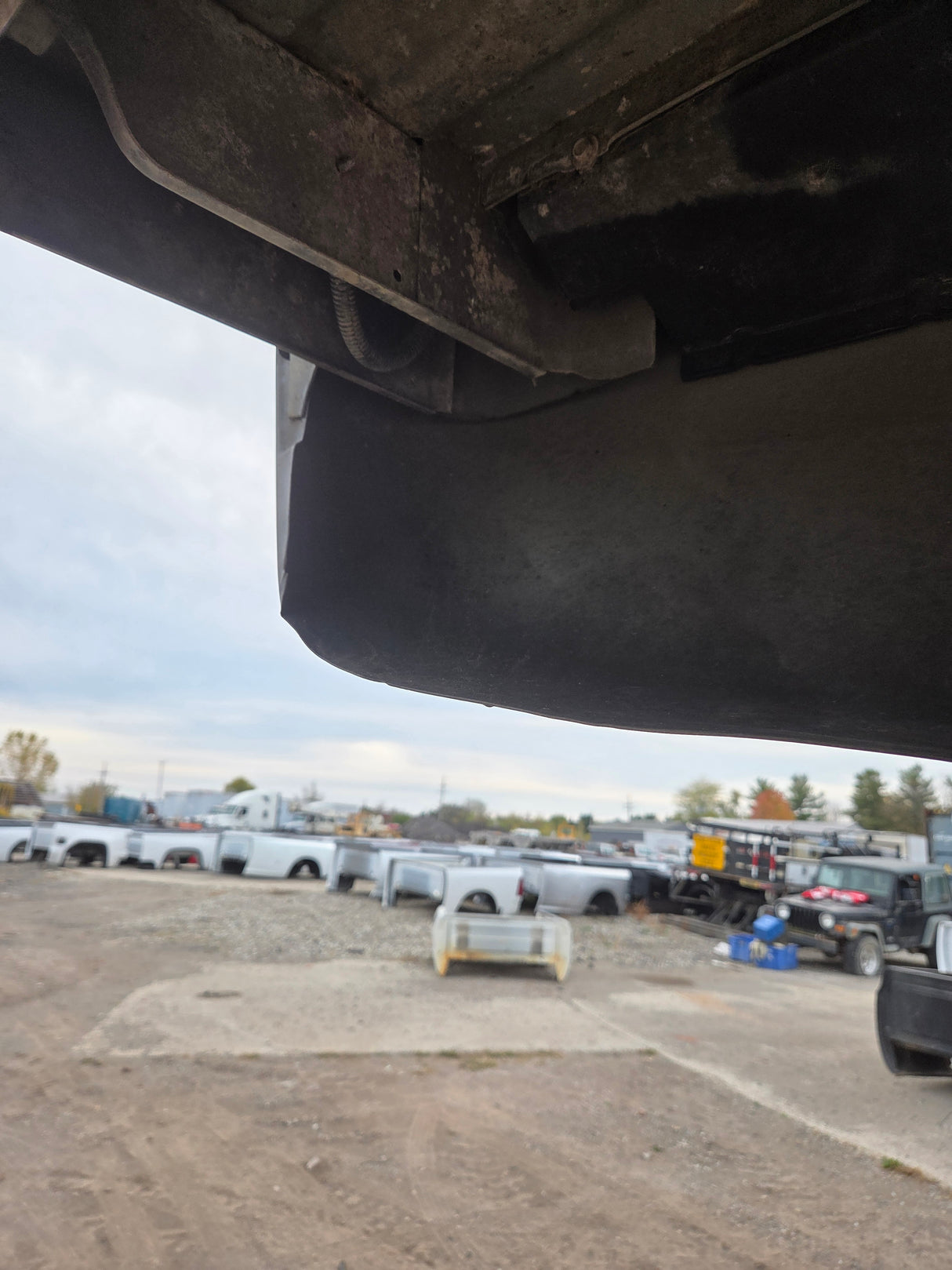 1999-2007 Chevrolet Silverado / GMC Sierra 6' 6" Short Truck Bed