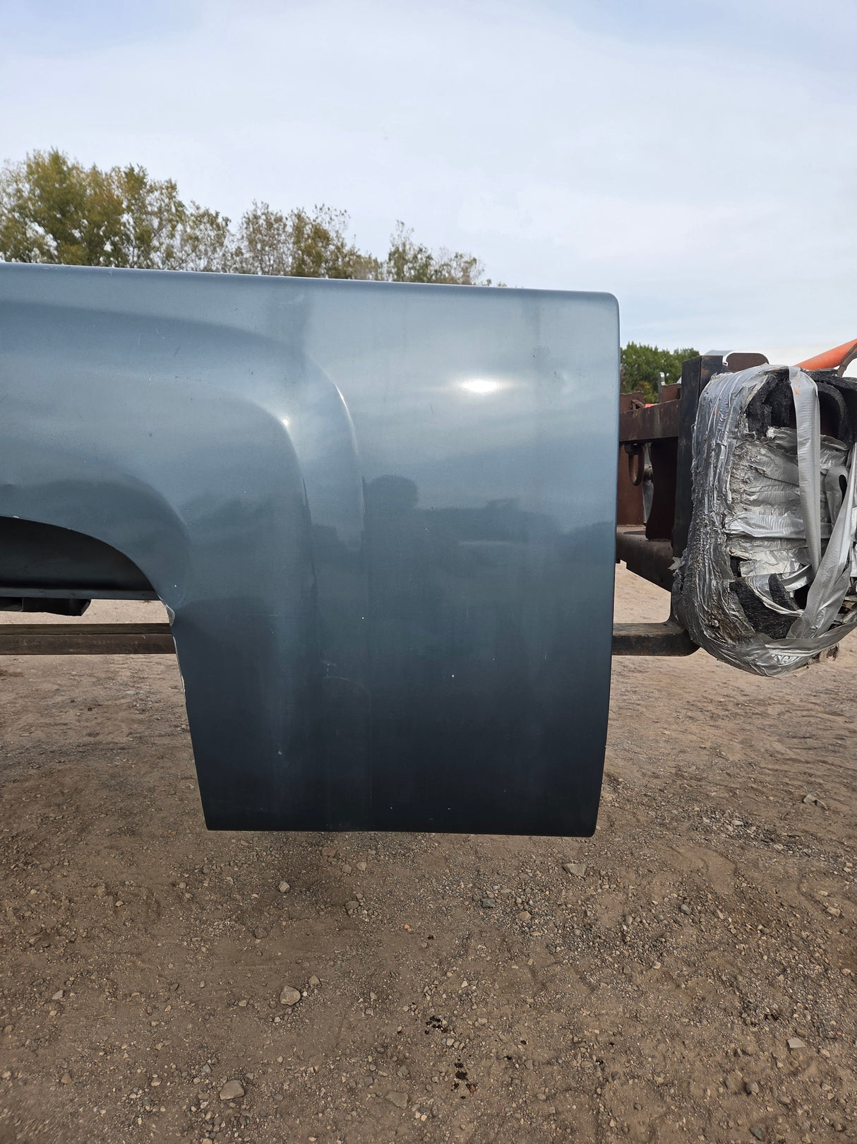2007-2013 Chevrolet Silverado 1500 2500 3500 HD 6' 6" Short Truck Bed
